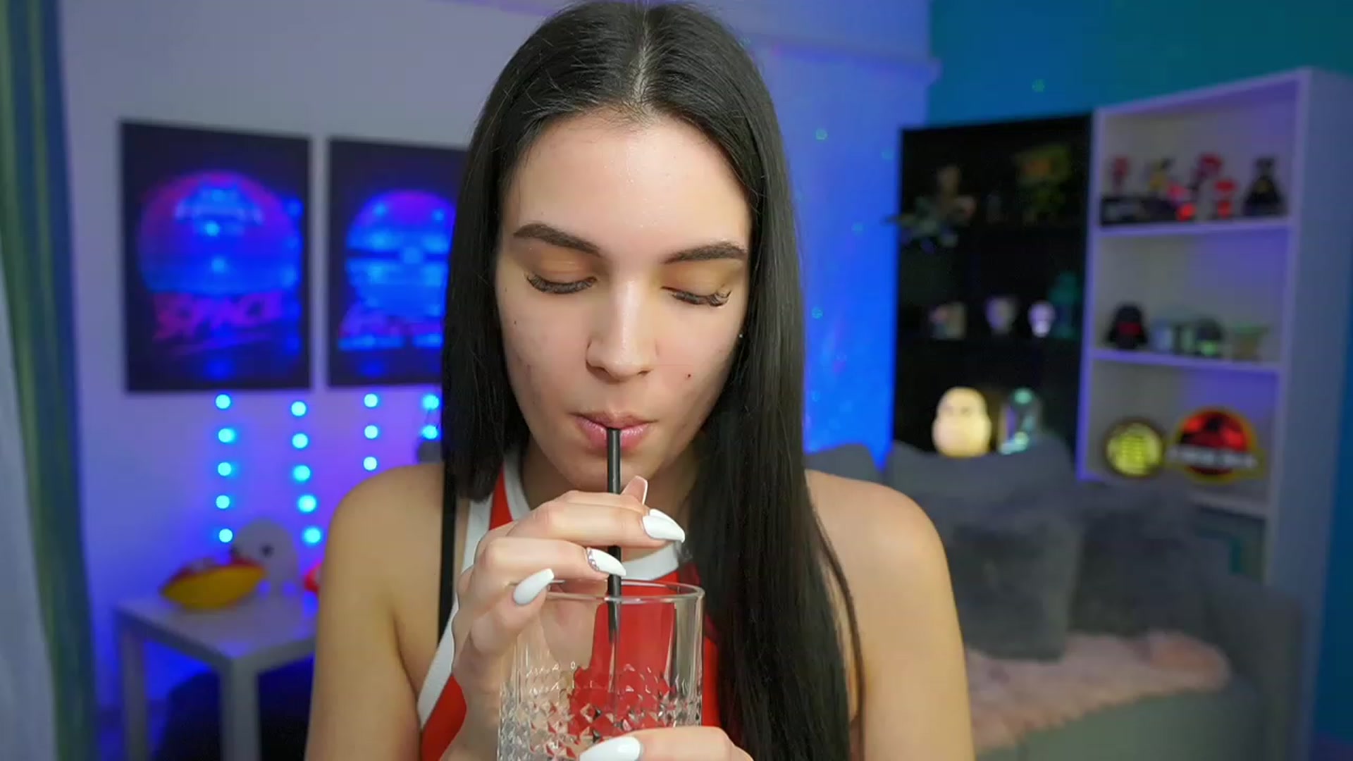 Gallery image thumbnail from Kylie_Quinn's myfreecams stream on, 03/06/2023, 24:06 image 1 of 20