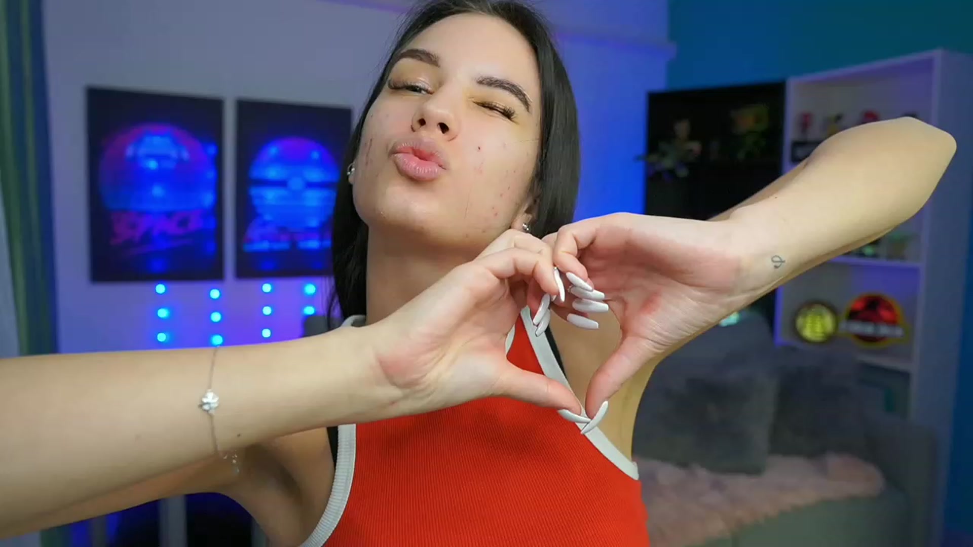 Gallery image thumbnail from Kylie_Quinn's myfreecams stream on, 03/06/2023, 24:06 image 8 of 20