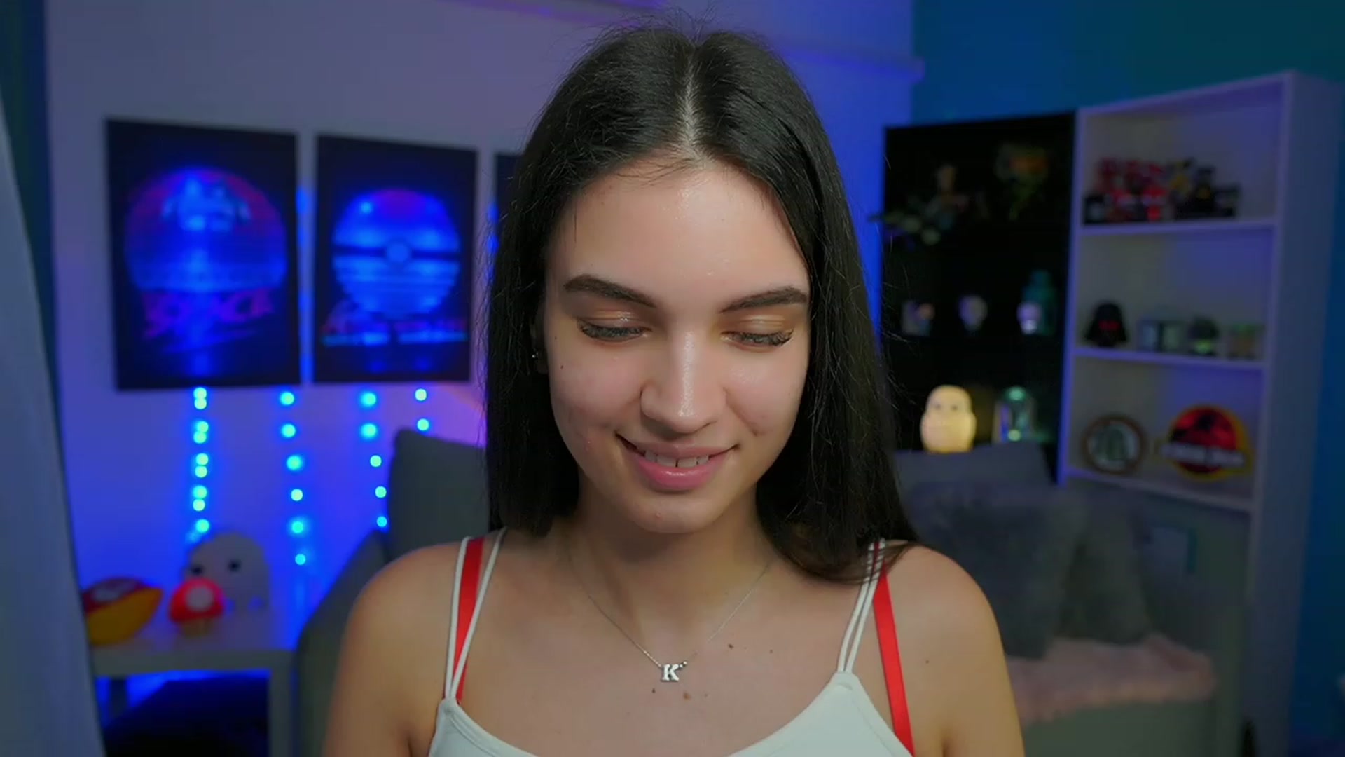 Gallery image thumbnail from Kylie_Quinn's myfreecams stream on, 03/10/2023, 24:18 image 17 of 20