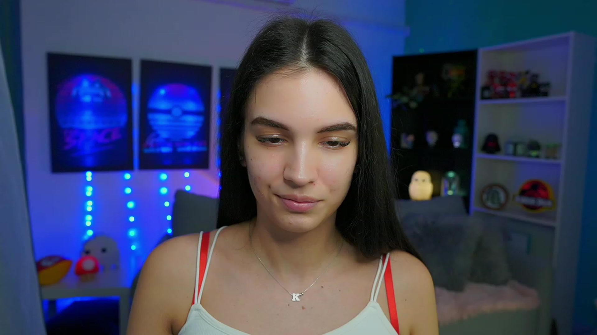 Gallery image thumbnail from Kylie_Quinn's myfreecams stream on, 03/10/2023, 24:18 image 16 of 20