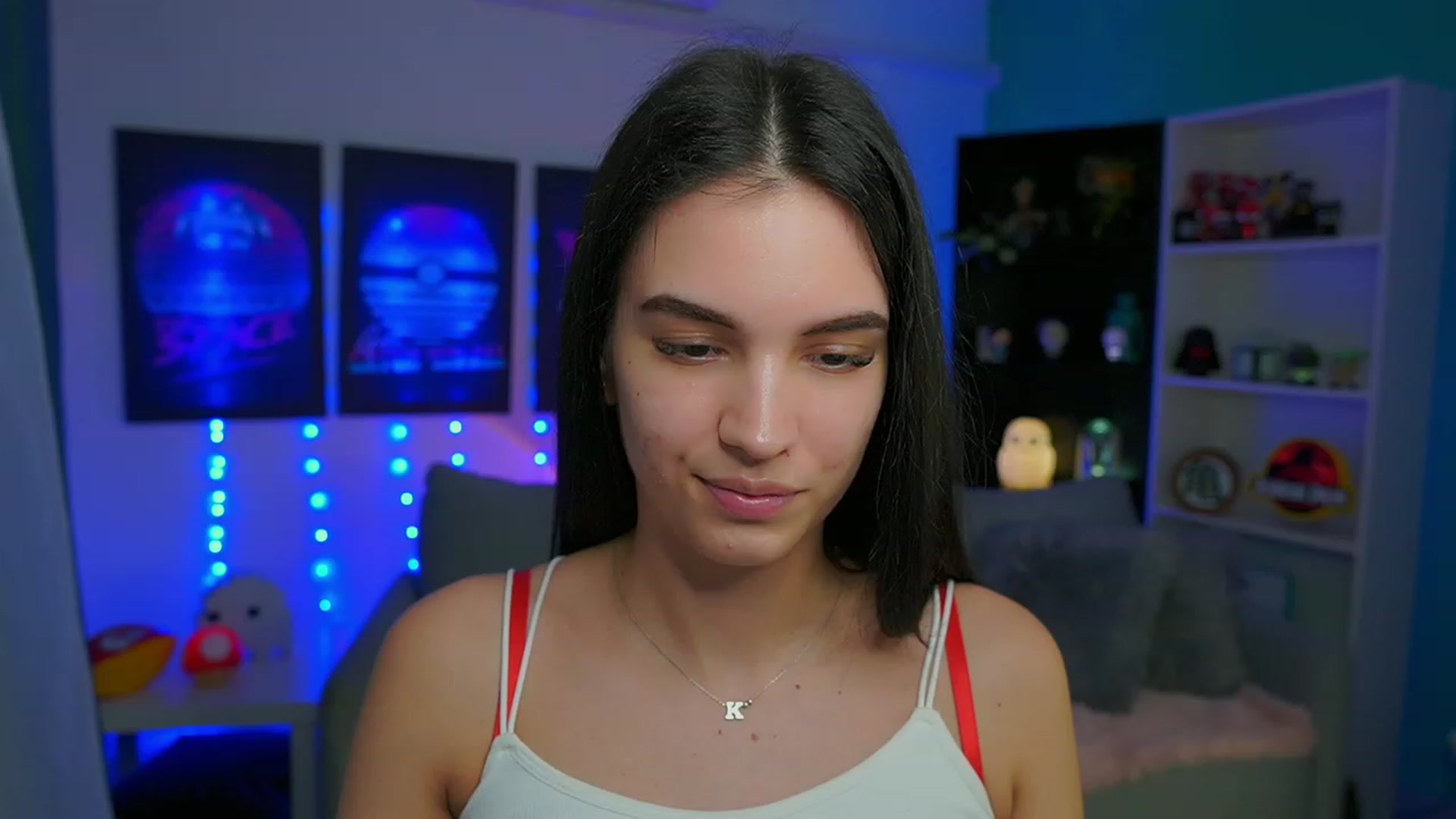 Gallery image thumbnail from Kylie_Quinn's myfreecams stream on, 03/10/2023, 24:18 image 19 of 20