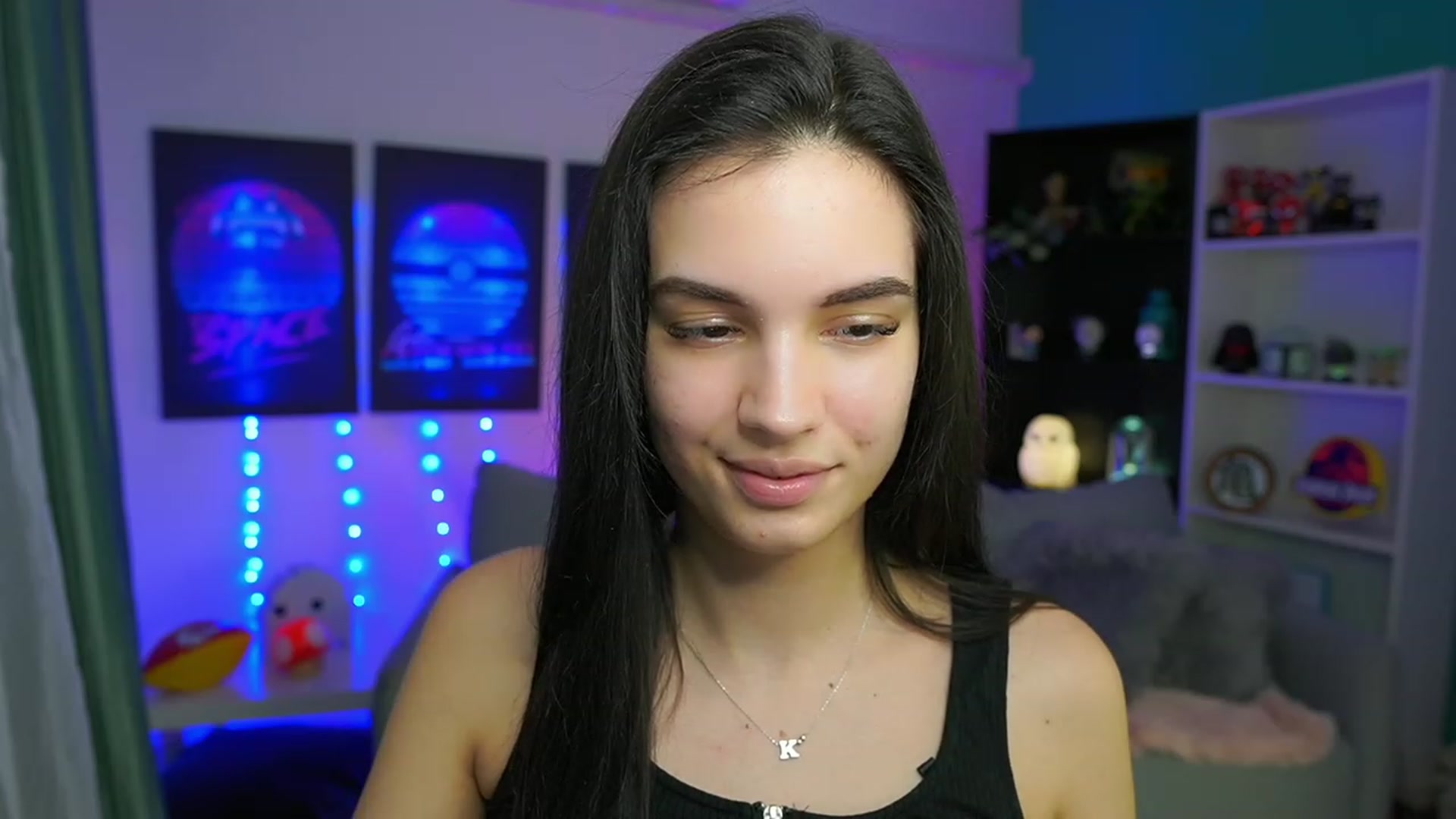 Gallery image thumbnail from Kylie_Quinn's myfreecams stream on, 03/10/2023, 16:10 image 13 of 20