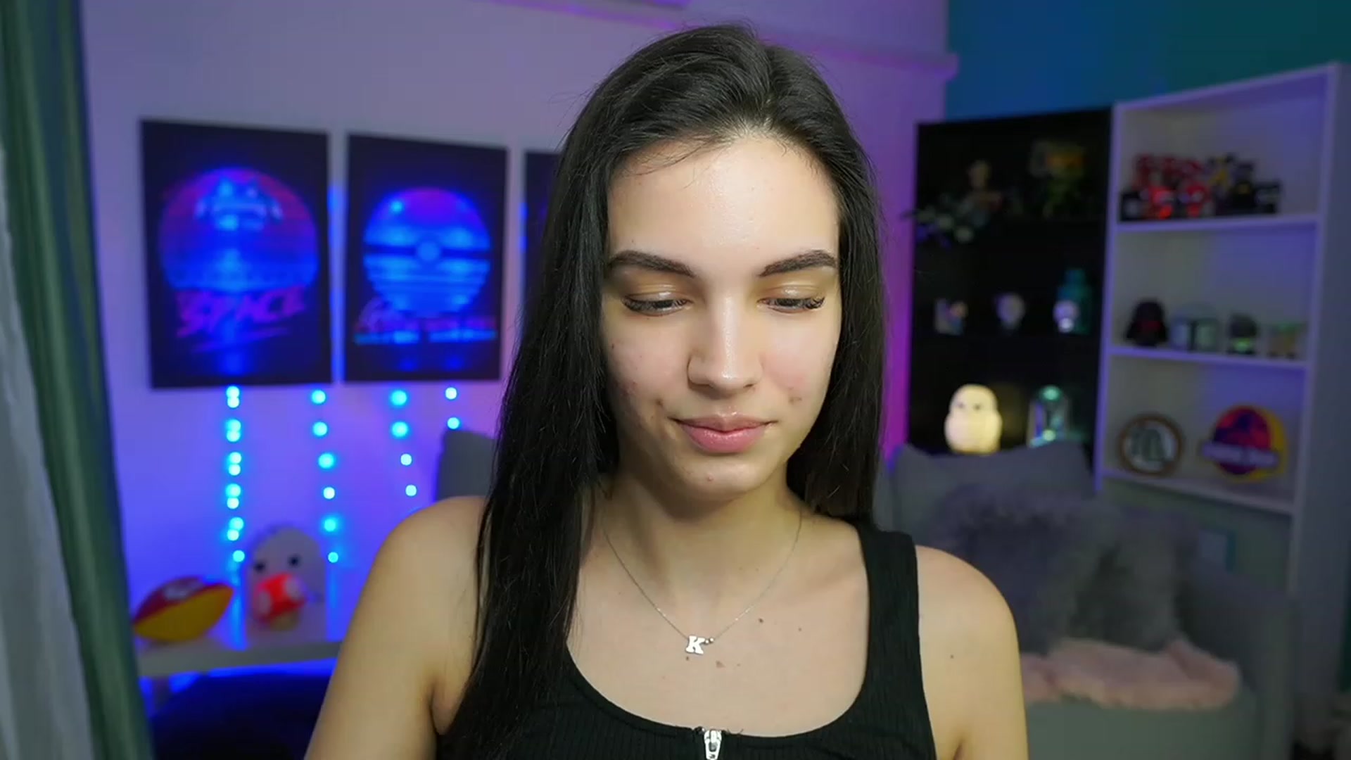 Gallery image thumbnail from Kylie_Quinn's myfreecams stream on, 03/10/2023, 17:21 image 11 of 20