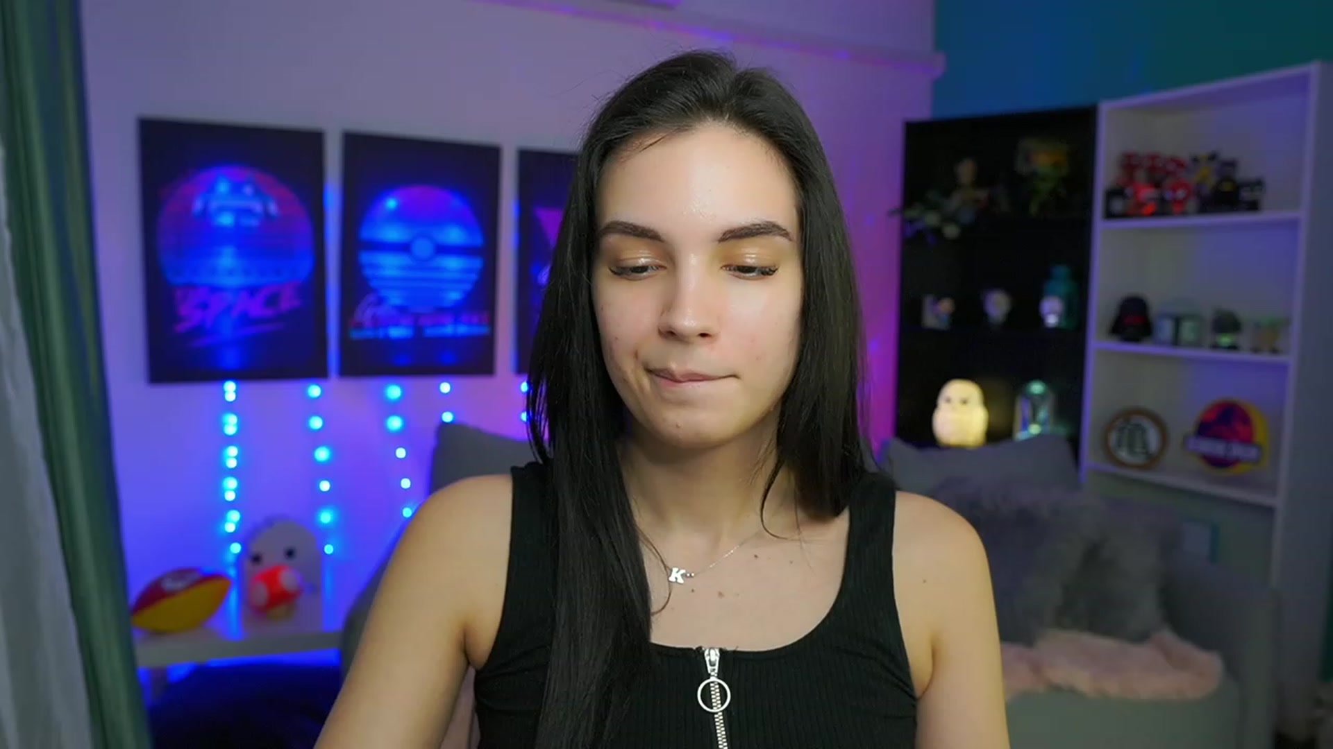 Gallery image thumbnail from Kylie_Quinn's myfreecams stream on, 03/10/2023, 17:21 image 3 of 20