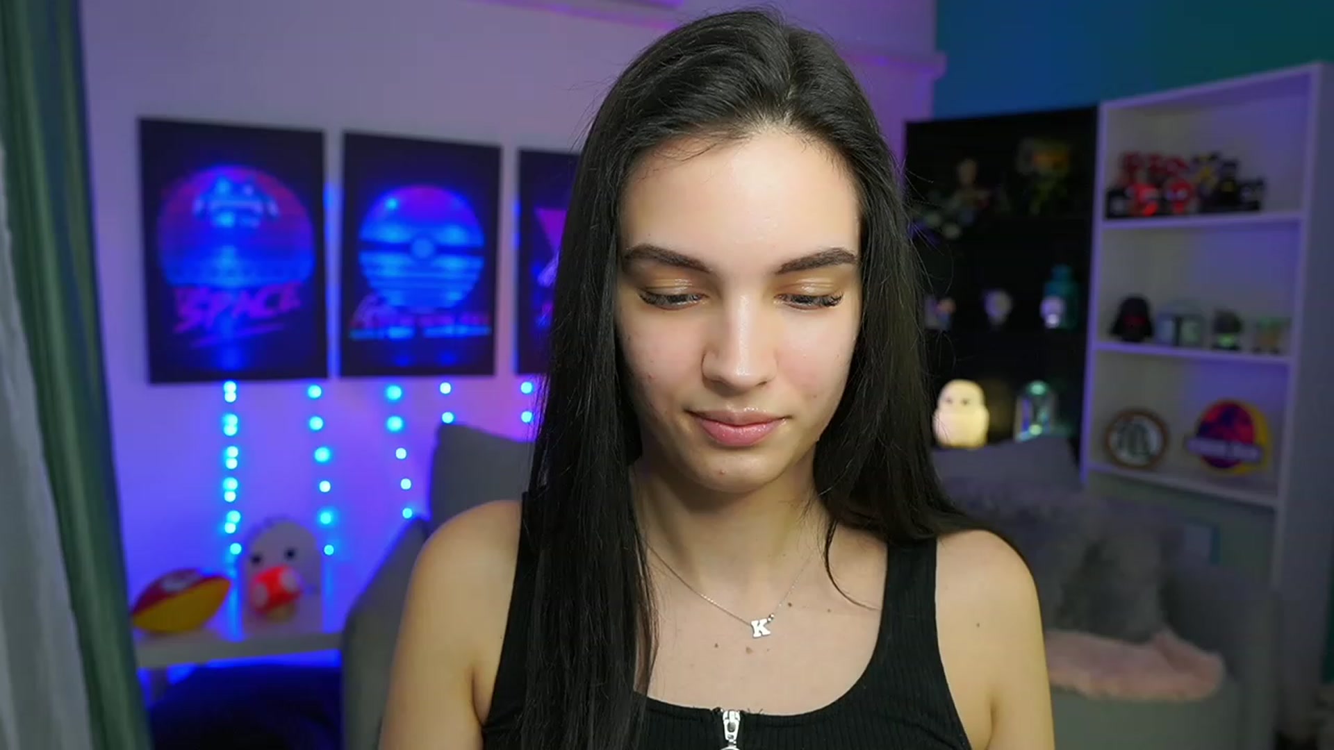 Gallery image thumbnail from Kylie_Quinn's myfreecams stream on, 03/10/2023, 17:21 image 9 of 20