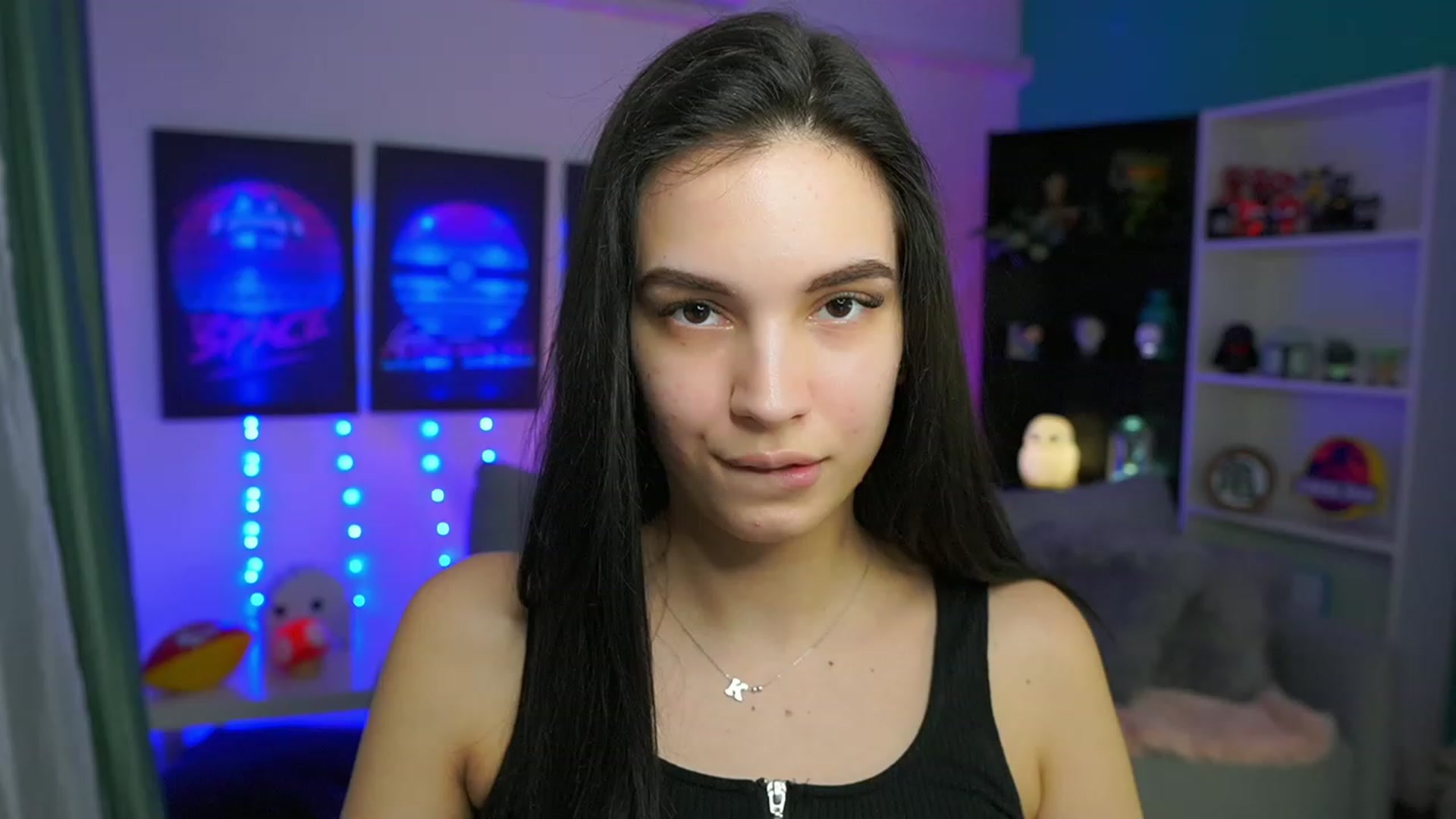 Gallery image thumbnail from Kylie_Quinn's myfreecams stream on, 03/10/2023, 17:21 image 6 of 20