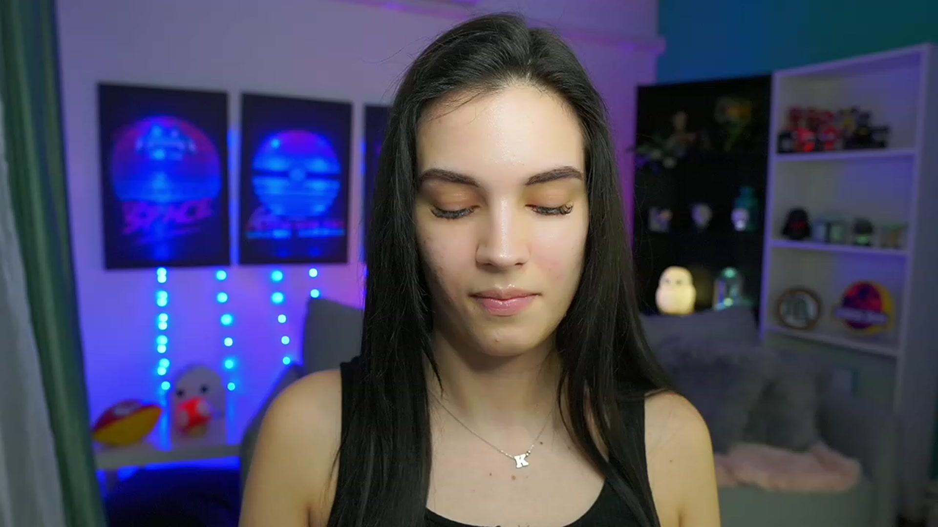Gallery image thumbnail from Kylie_Quinn's myfreecams stream on, 03/10/2023, 17:21 image 8 of 20