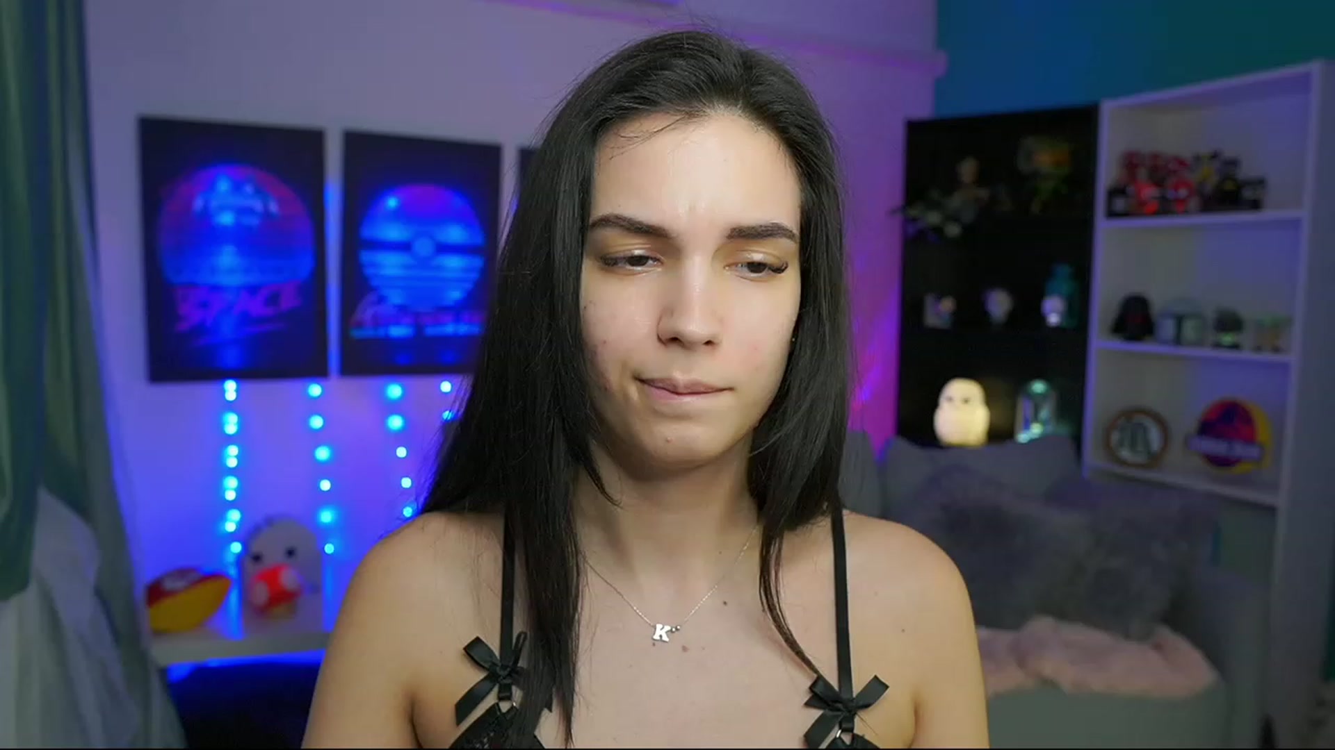 Gallery image thumbnail from Kylie_Quinn's myfreecams stream on, 03/10/2023, 19:29 image 18 of 20
