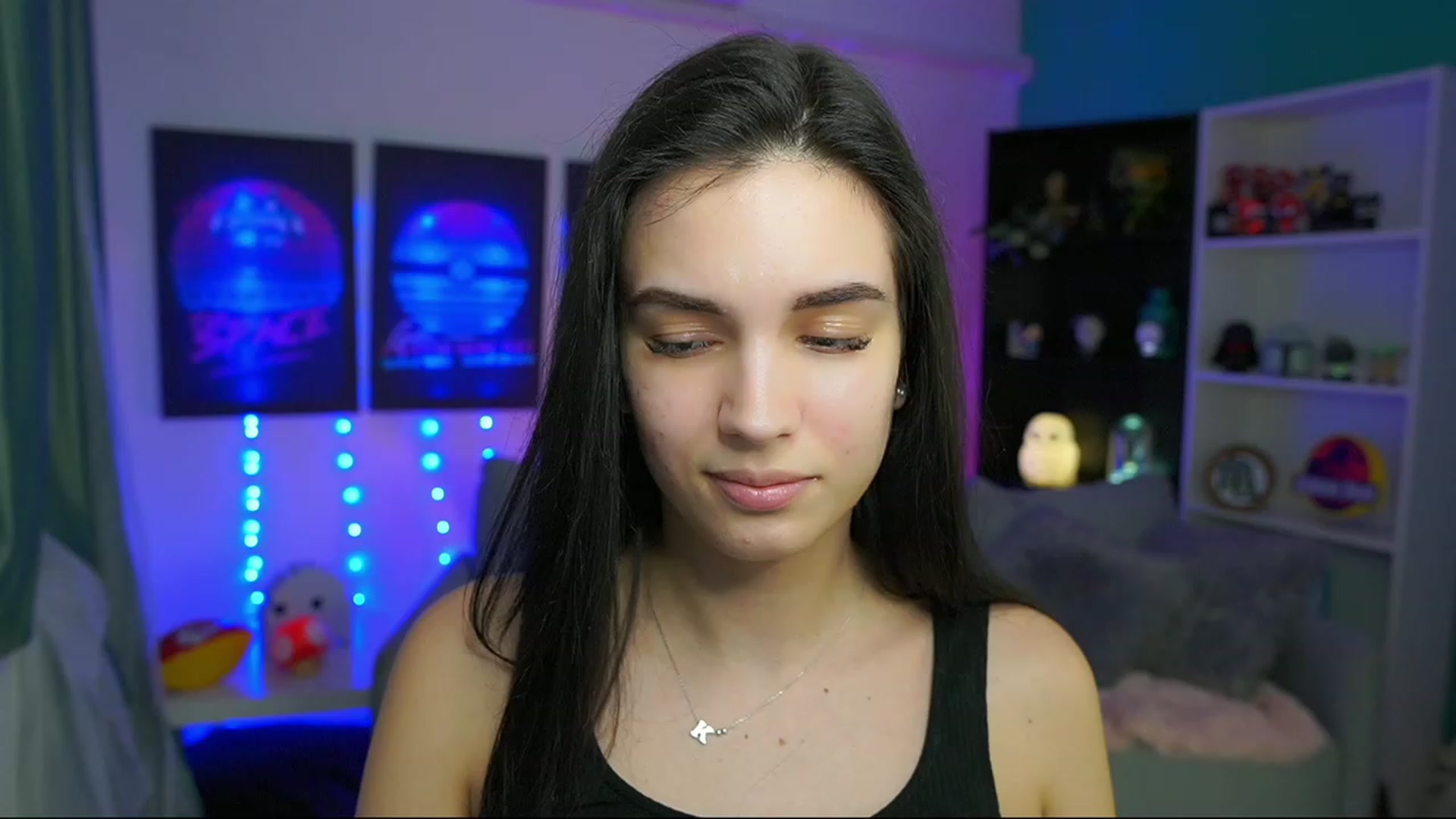 Gallery image thumbnail from Kylie_Quinn's myfreecams stream on, 03/10/2023, 19:29 image 2 of 20