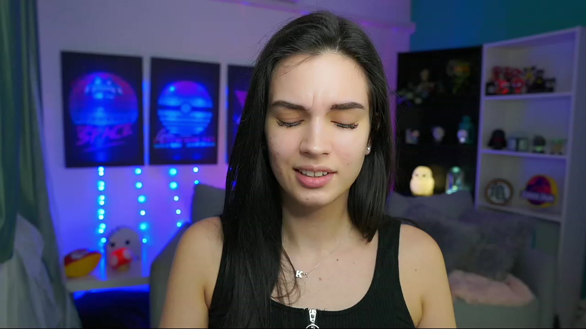 Gallery image thumbnail from Kylie_Quinn's myfreecams stream on, 03/10/2023, 19:29 image 8 of 20