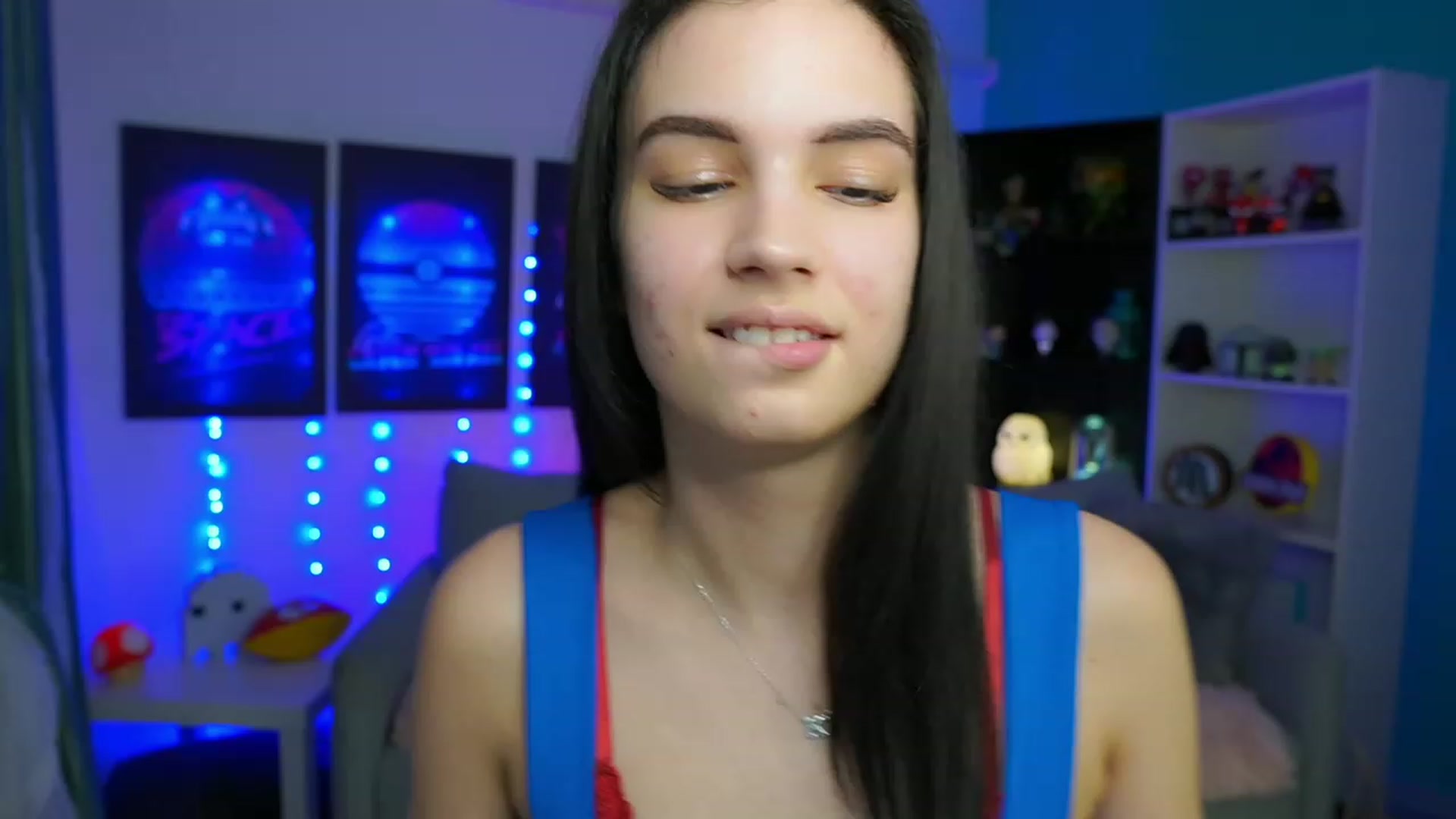 Gallery image thumbnail from Kylie_Quinn's myfreecams stream on, 03/11/2023, 19:22 image 13 of 20