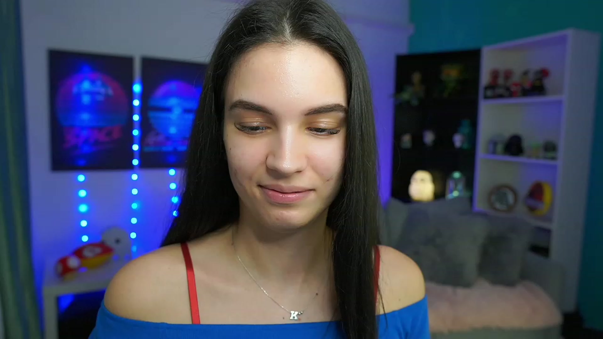 Gallery image thumbnail from Kylie_Quinn's myfreecams stream on, 03/15/2023, 24:19 image 6 of 20