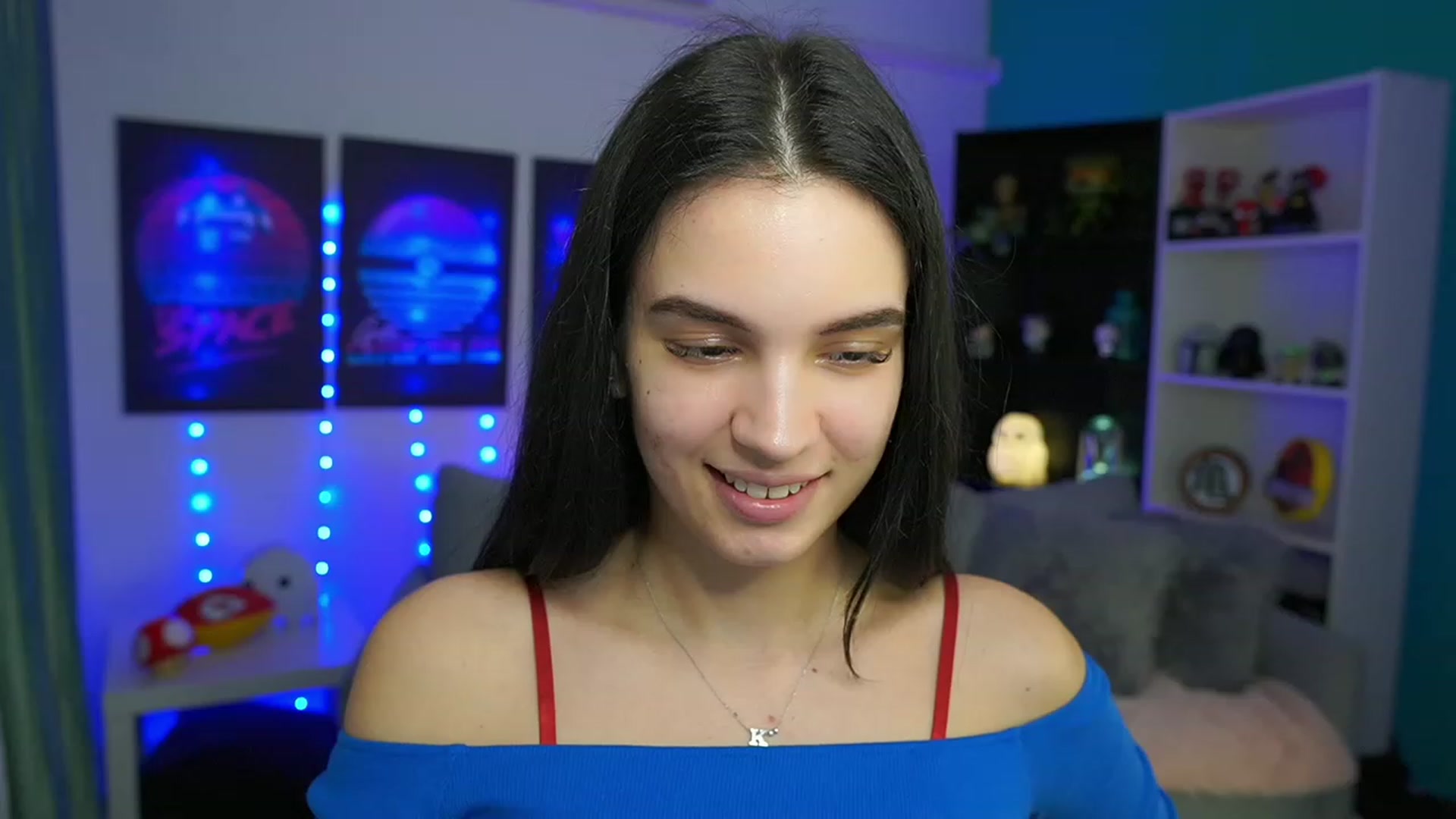 Gallery image thumbnail from Kylie_Quinn's myfreecams stream on, 03/15/2023, 24:19 image 12 of 20