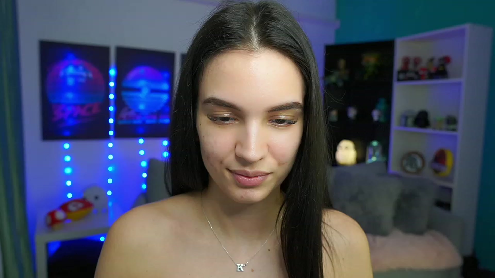 Gallery image thumbnail from Kylie_Quinn's myfreecams stream on, 03/15/2023, 24:19 image 2 of 20