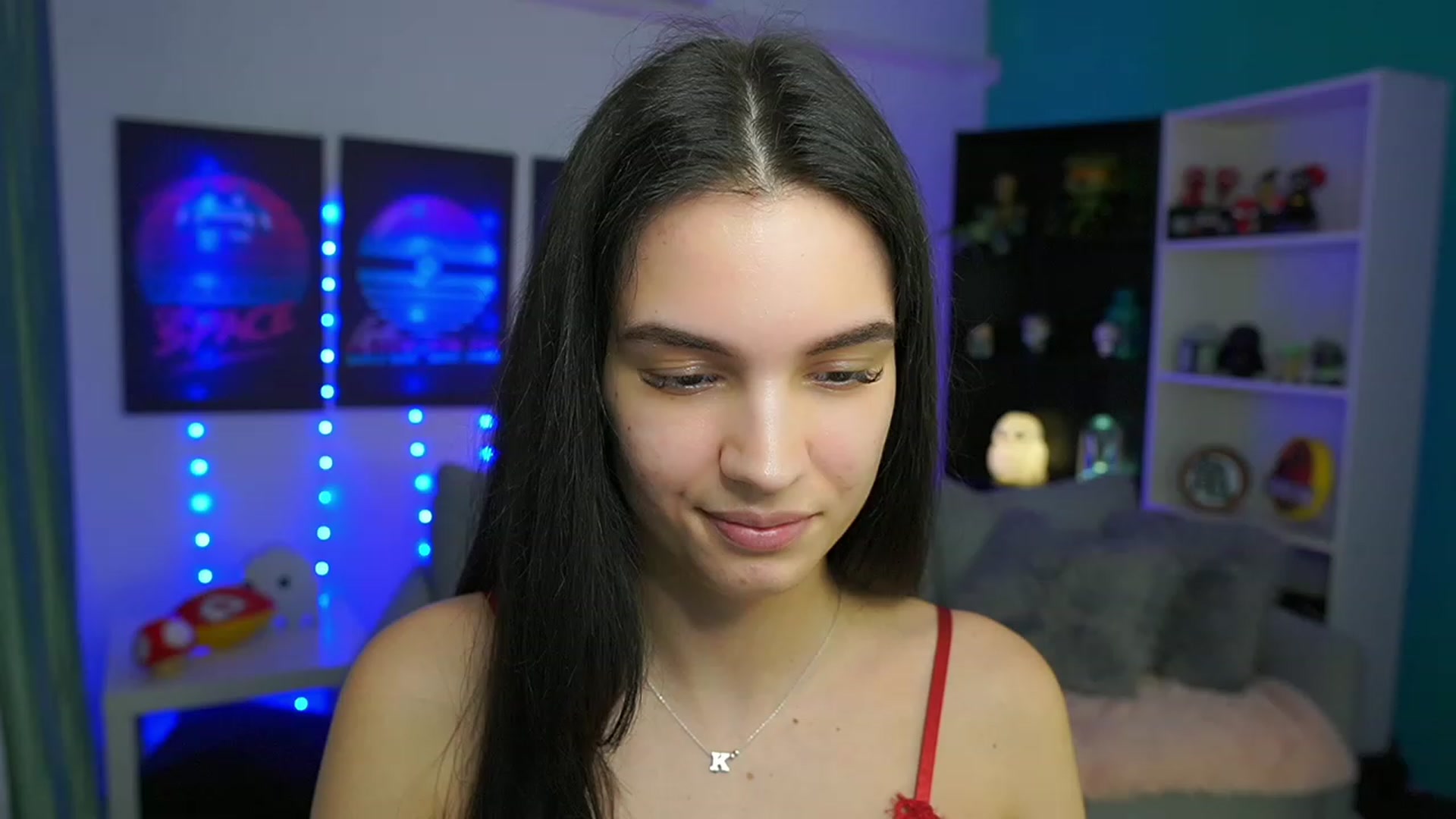 Gallery image thumbnail from Kylie_Quinn's myfreecams stream on, 03/15/2023, 24:19 image 19 of 20