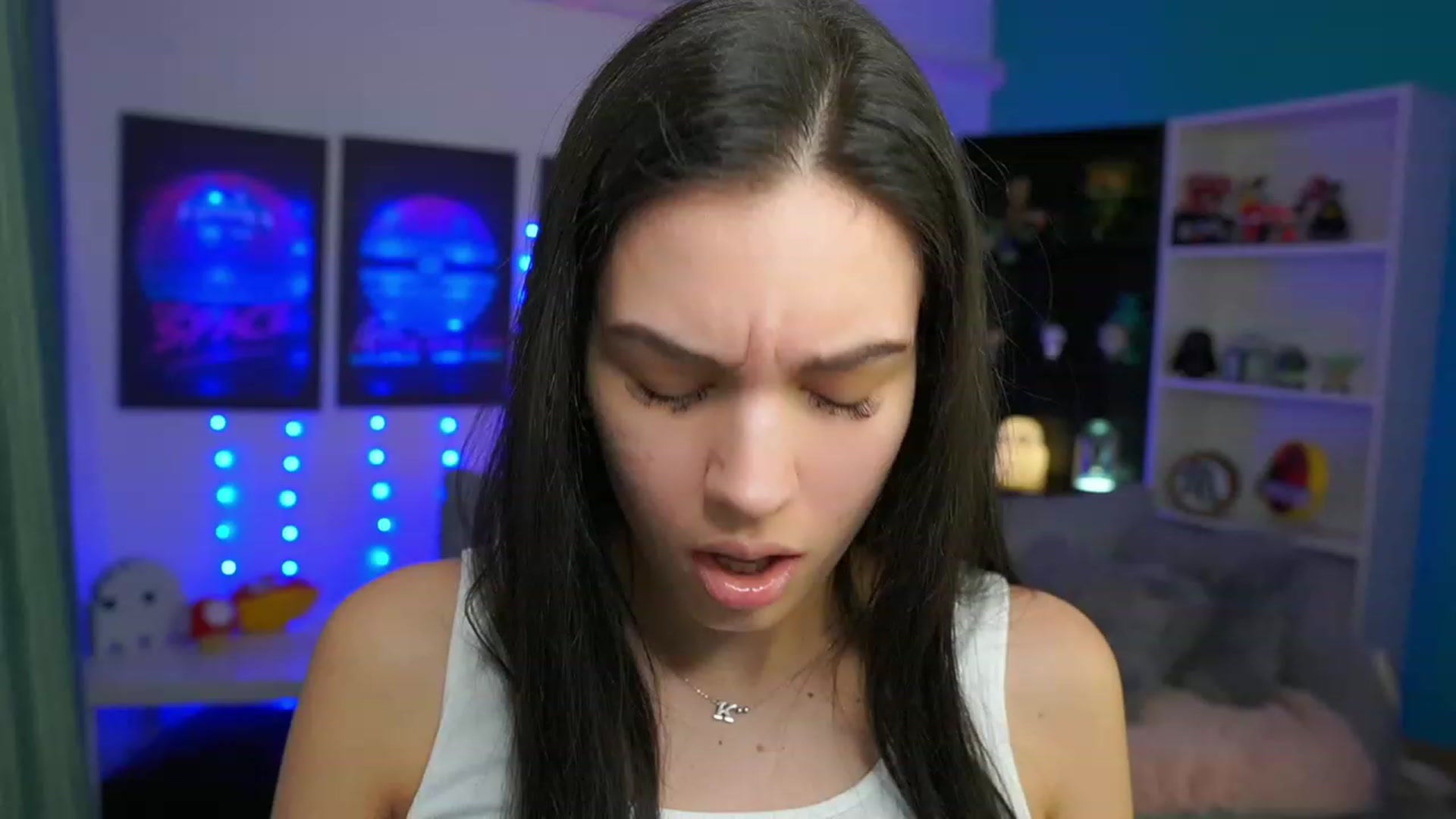 Gallery image thumbnail from Kylie_Quinn's myfreecams stream on, 03/15/2023, 15:39 image 15 of 20