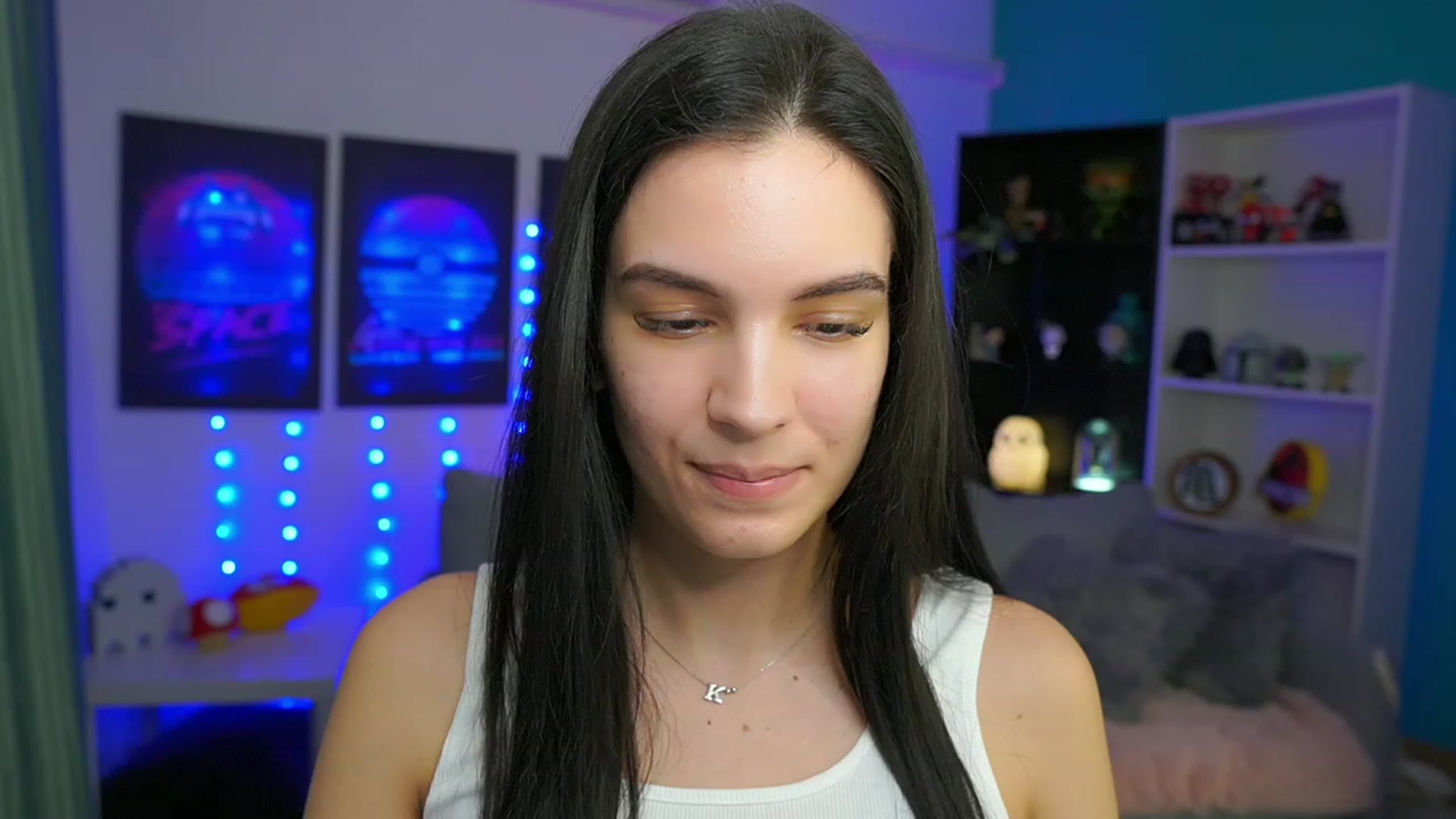 Gallery image thumbnail from Kylie_Quinn's myfreecams stream on, 03/15/2023, 15:39 image 16 of 20