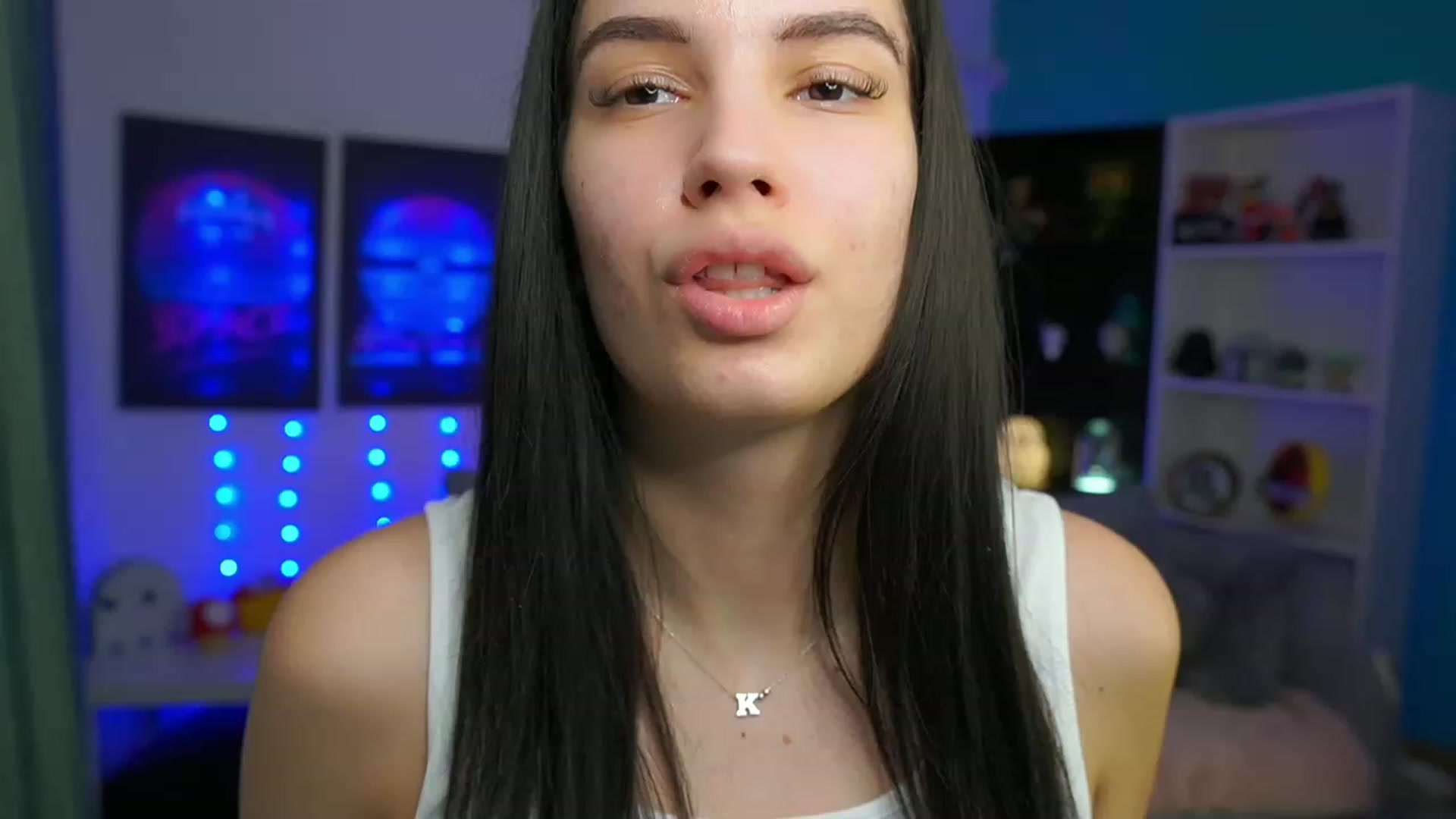 Gallery image thumbnail from Kylie_Quinn's myfreecams stream on, 03/15/2023, 15:39 image 3 of 20