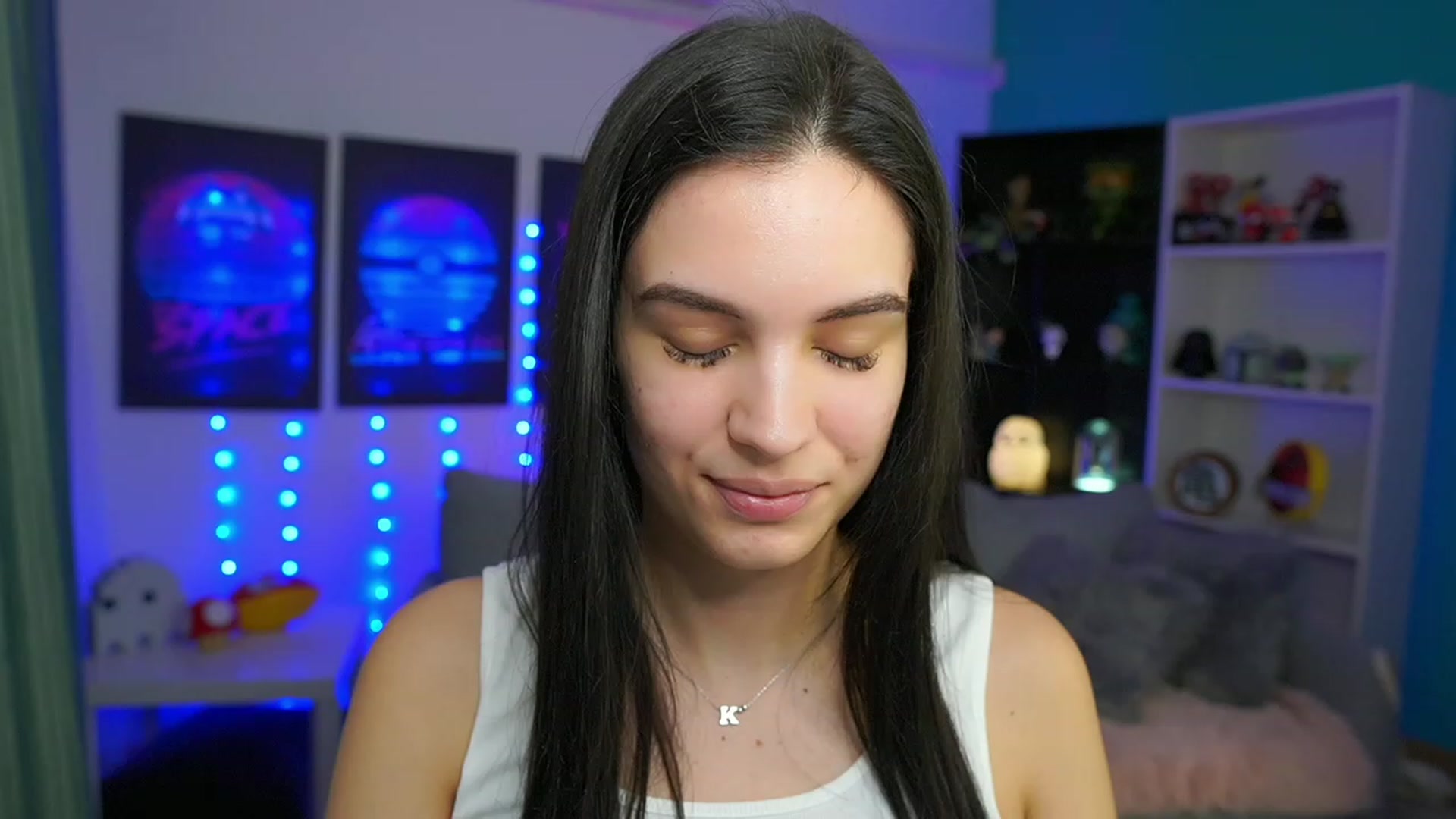 Gallery image thumbnail from Kylie_Quinn's myfreecams stream on, 03/15/2023, 15:39 image 12 of 20
