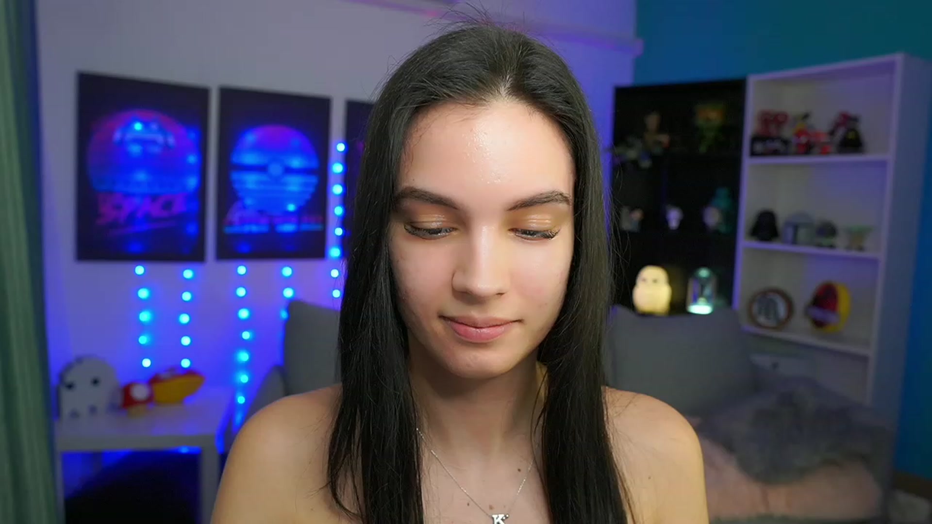 Gallery image thumbnail from Kylie_Quinn's myfreecams stream on, 03/15/2023, 19:07 image 9 of 20