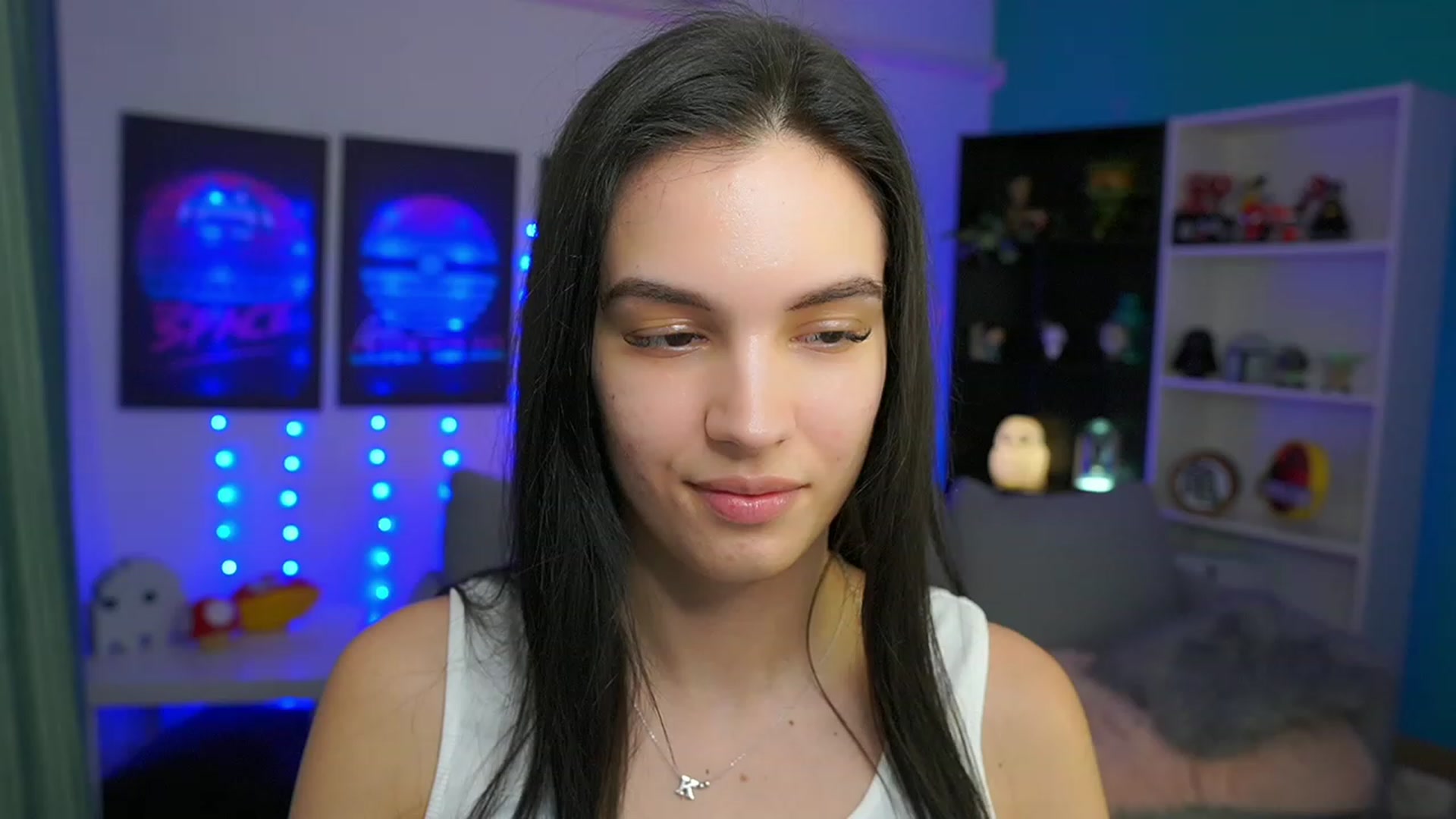 Gallery image thumbnail from Kylie_Quinn's myfreecams stream on, 03/15/2023, 19:07 image 2 of 20