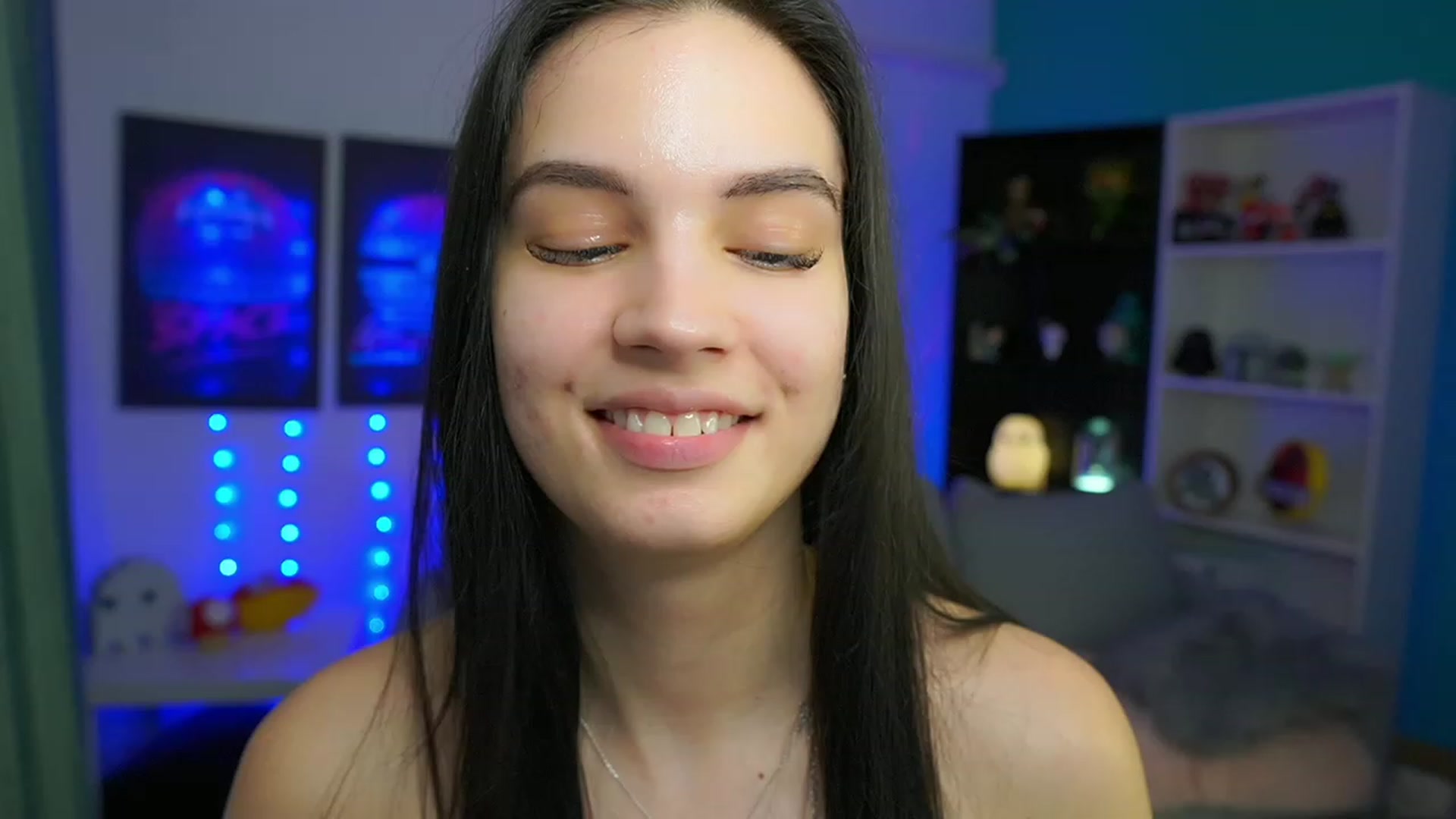 Gallery image thumbnail from Kylie_Quinn's myfreecams stream on, 03/15/2023, 19:07 image 10 of 20