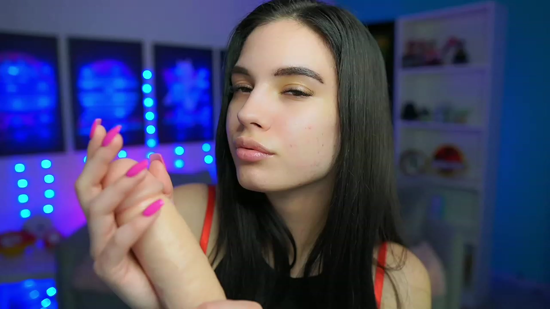 Gallery image thumbnail from Kylie_Quinn's myfreecams stream on, 03/17/2023, 22:22 image 3 of 20