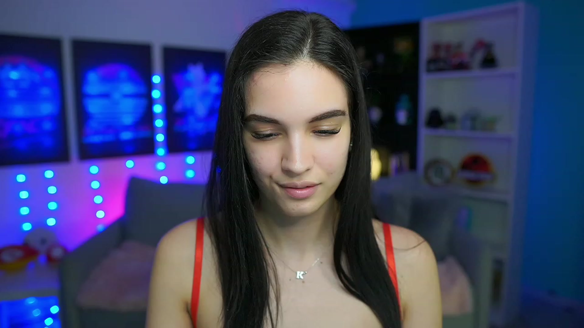 Gallery image thumbnail from Kylie_Quinn's myfreecams stream on, 03/17/2023, 23:07 image 10 of 20