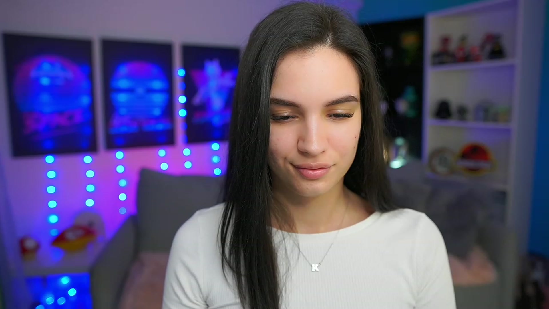 Gallery image thumbnail from Kylie_Quinn's myfreecams stream on, 03/20/2023, 02:53 image 10 of 20