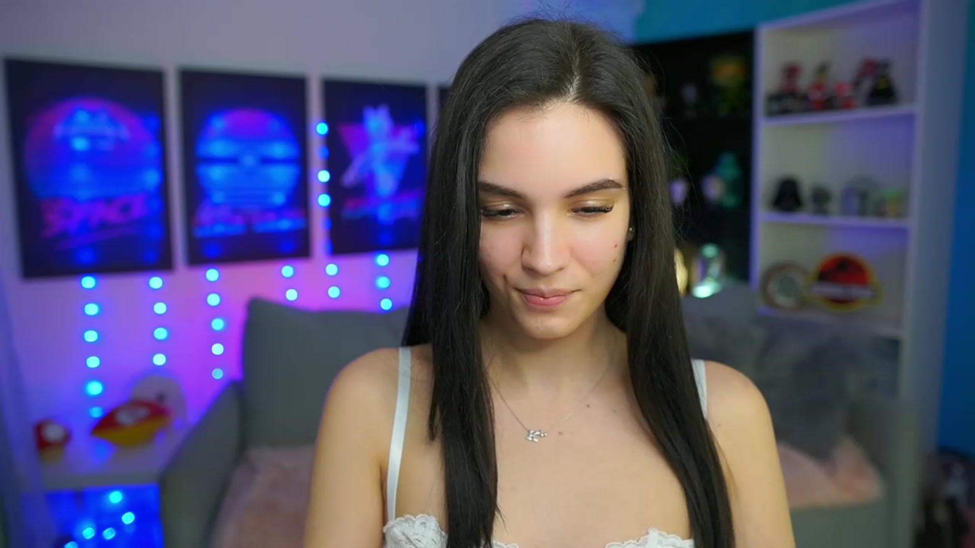 Gallery image thumbnail from Kylie_Quinn's myfreecams stream on, 03/20/2023, 02:53 image 19 of 20