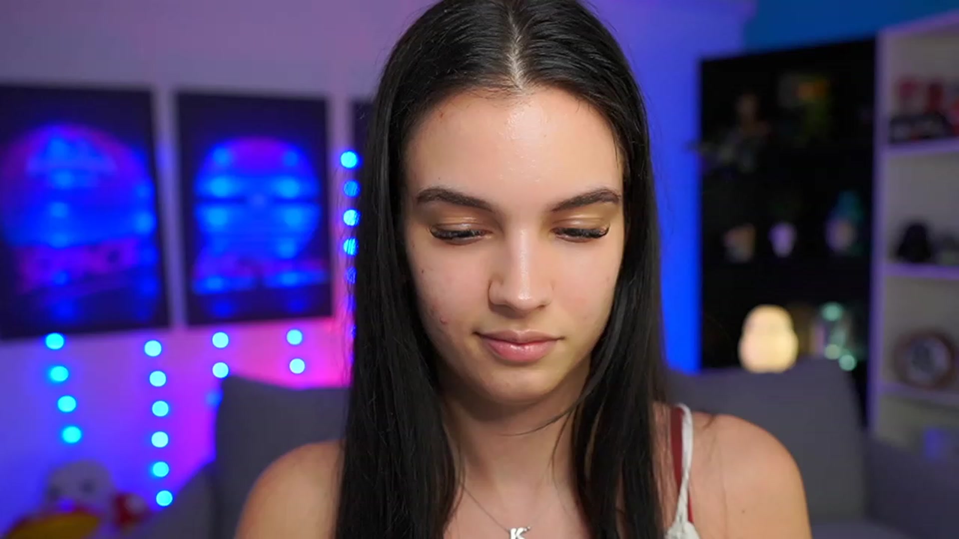 Gallery image thumbnail from Kylie_Quinn's myfreecams stream on, 03/22/2023, 22:51 image 19 of 20
