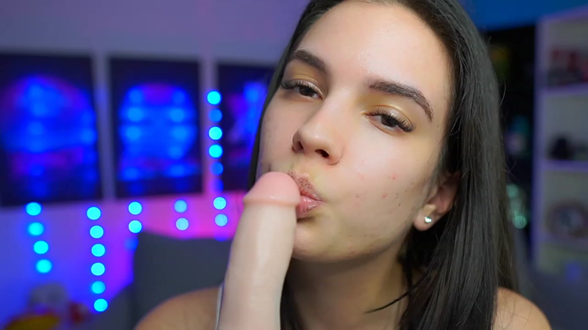 Gallery image thumbnail from Kylie_Quinn's myfreecams stream on, 03/22/2023, 22:51 image 18 of 20