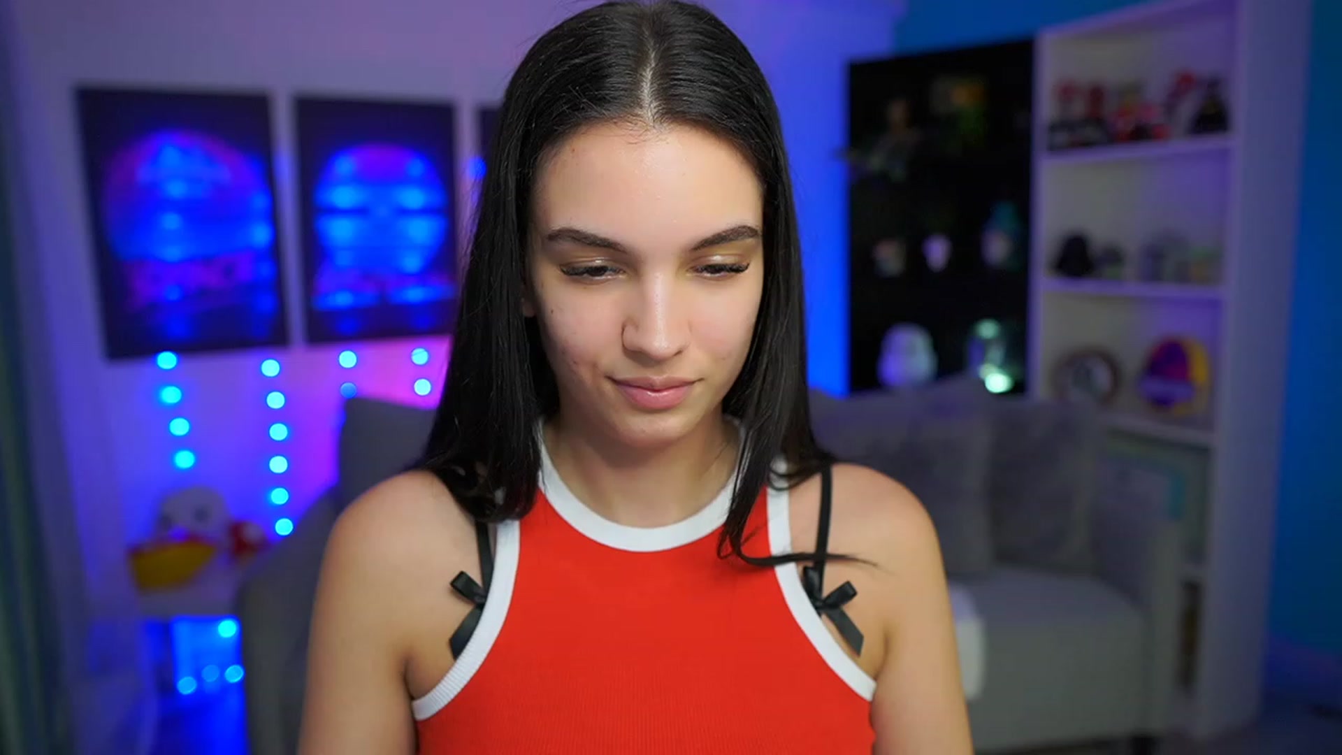 Gallery image thumbnail from Kylie_Quinn's myfreecams stream on, 03/24/2023, 24:03 image 13 of 20