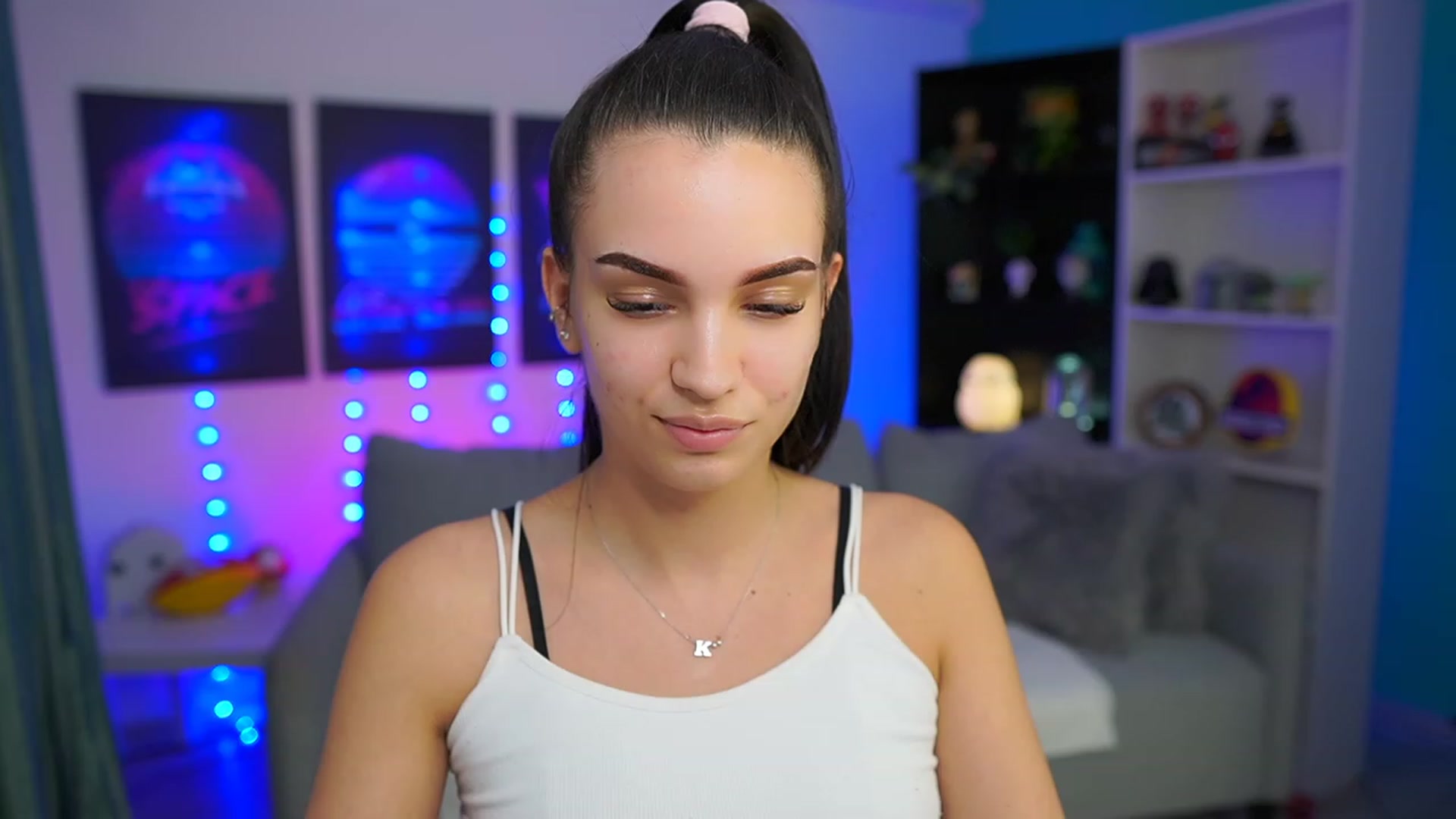 Gallery image thumbnail from Kylie_Quinn's myfreecams stream on, 03/25/2023, 22:46 image 20 of 20