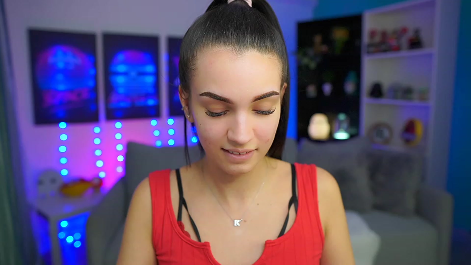 Gallery image thumbnail from Kylie_Quinn's myfreecams stream on, 03/26/2023, 19:27 image 6 of 20