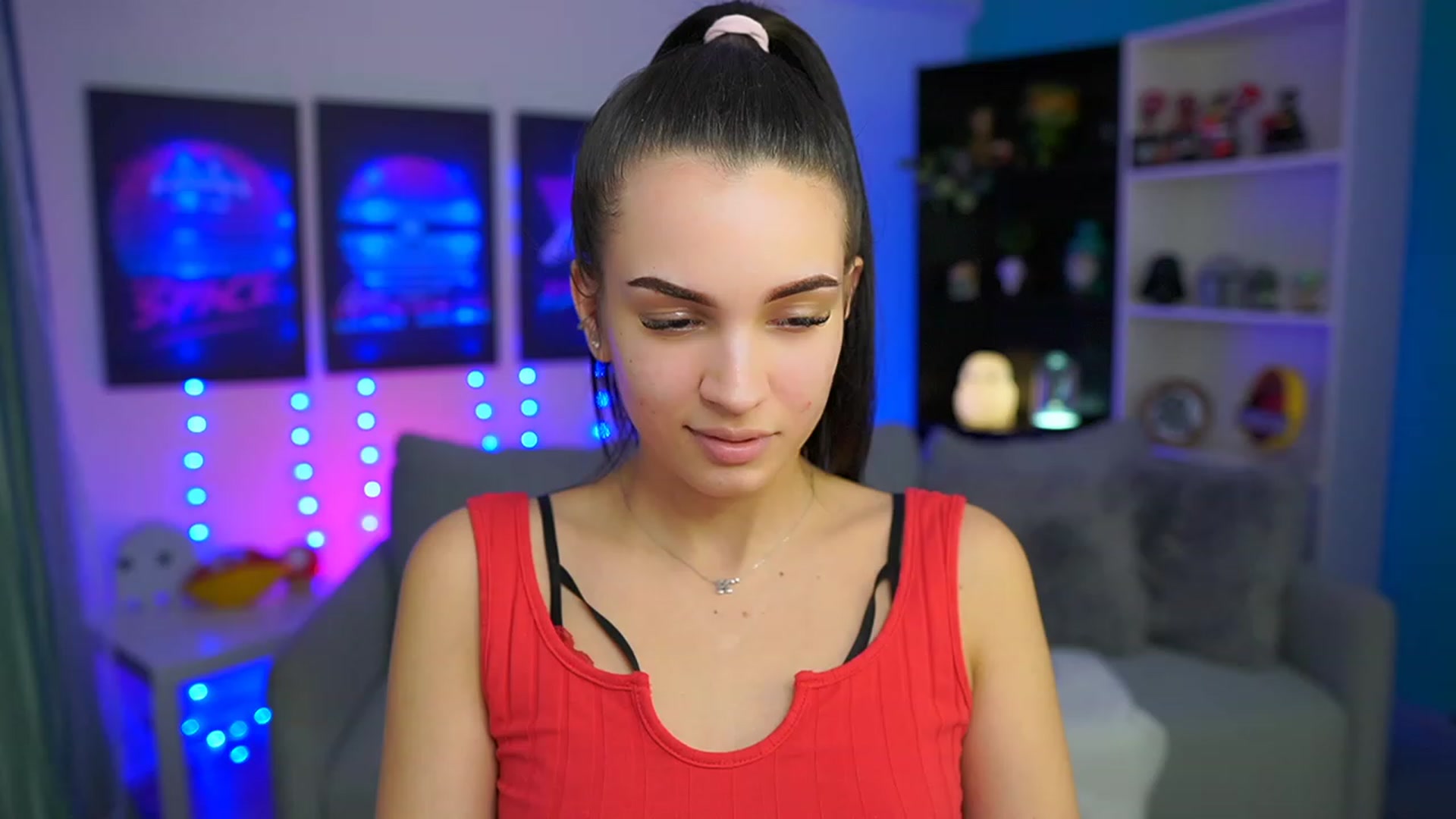 Gallery image thumbnail from Kylie_Quinn's myfreecams stream on, 03/26/2023, 19:27 image 20 of 20