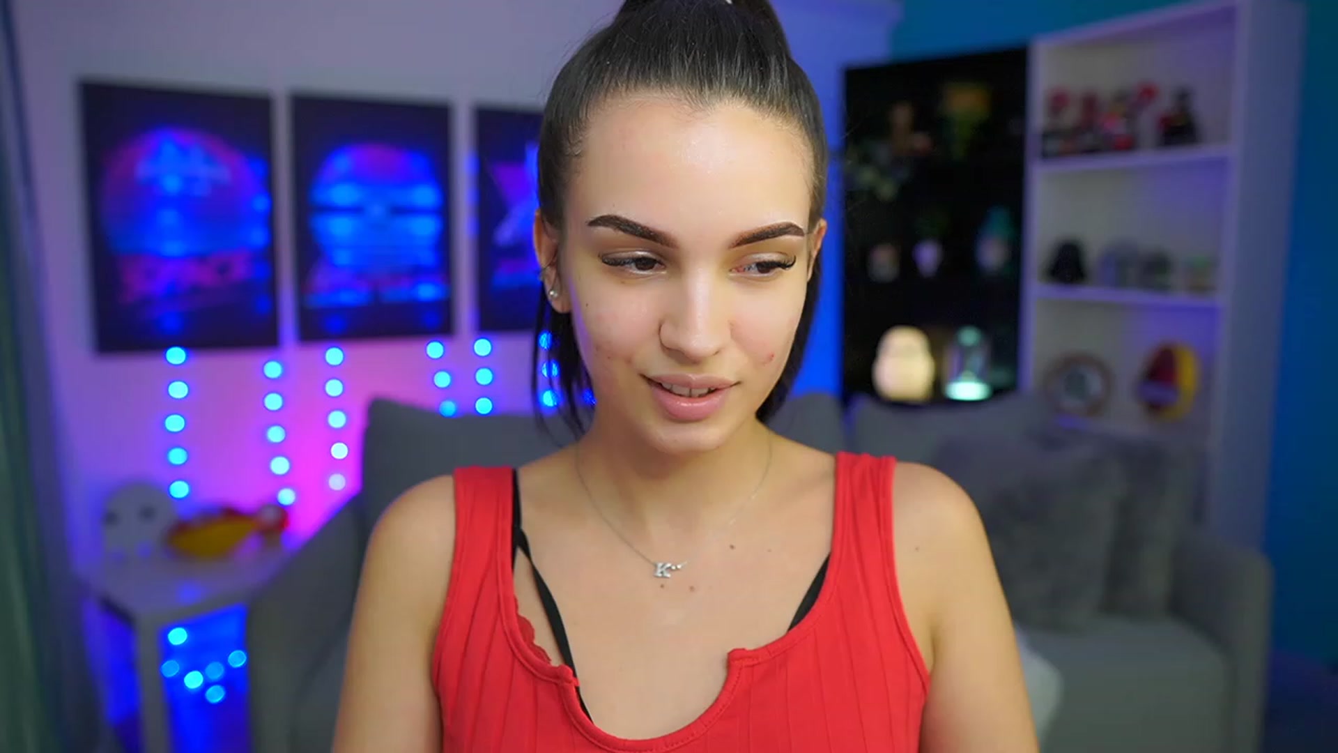 Gallery image thumbnail from Kylie_Quinn's myfreecams stream on, 03/26/2023, 23:27 image 9 of 20