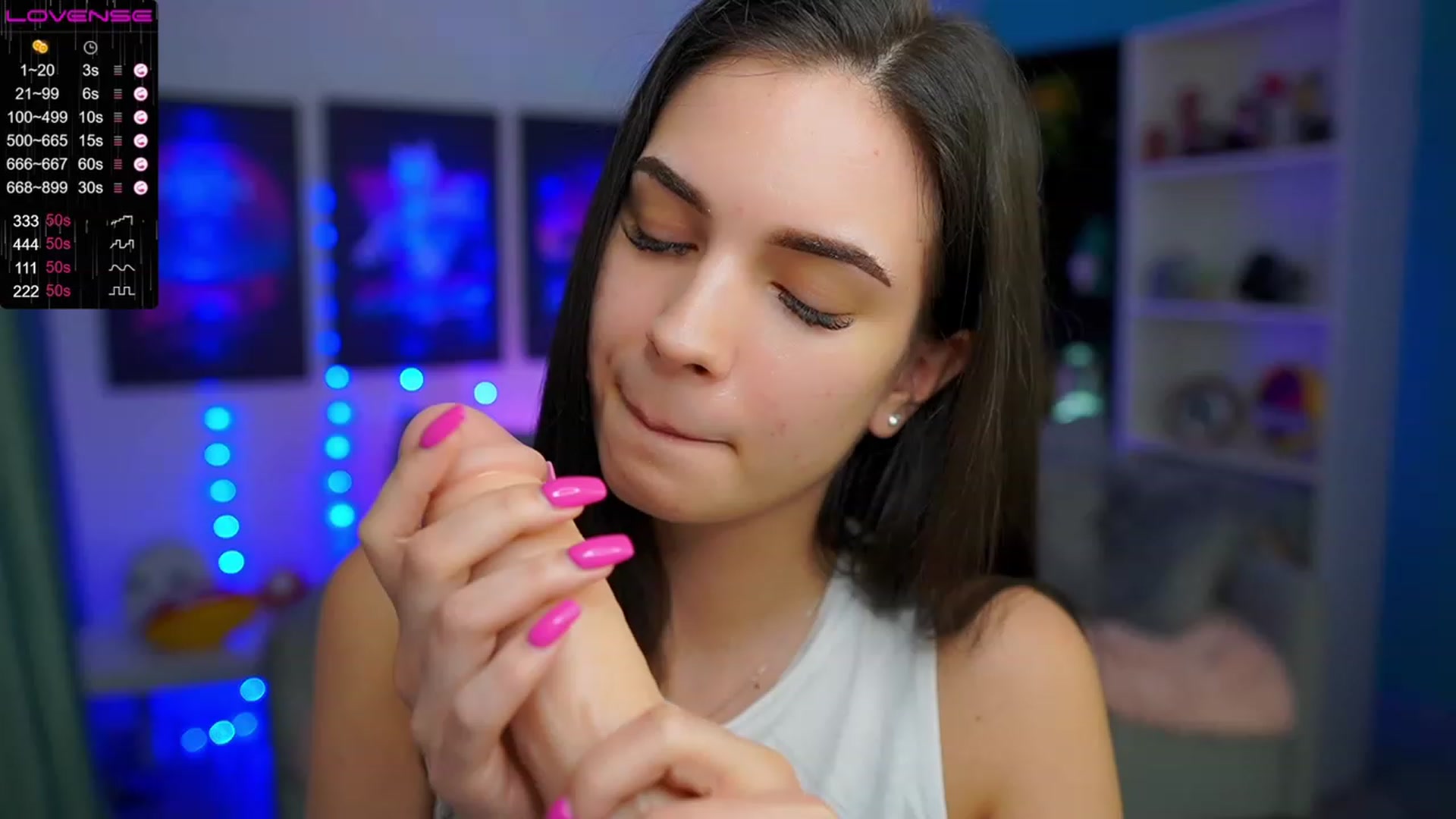 Gallery image thumbnail from Kylie_Quinn's myfreecams stream on, 03/28/2023, 21:59 image 9 of 20