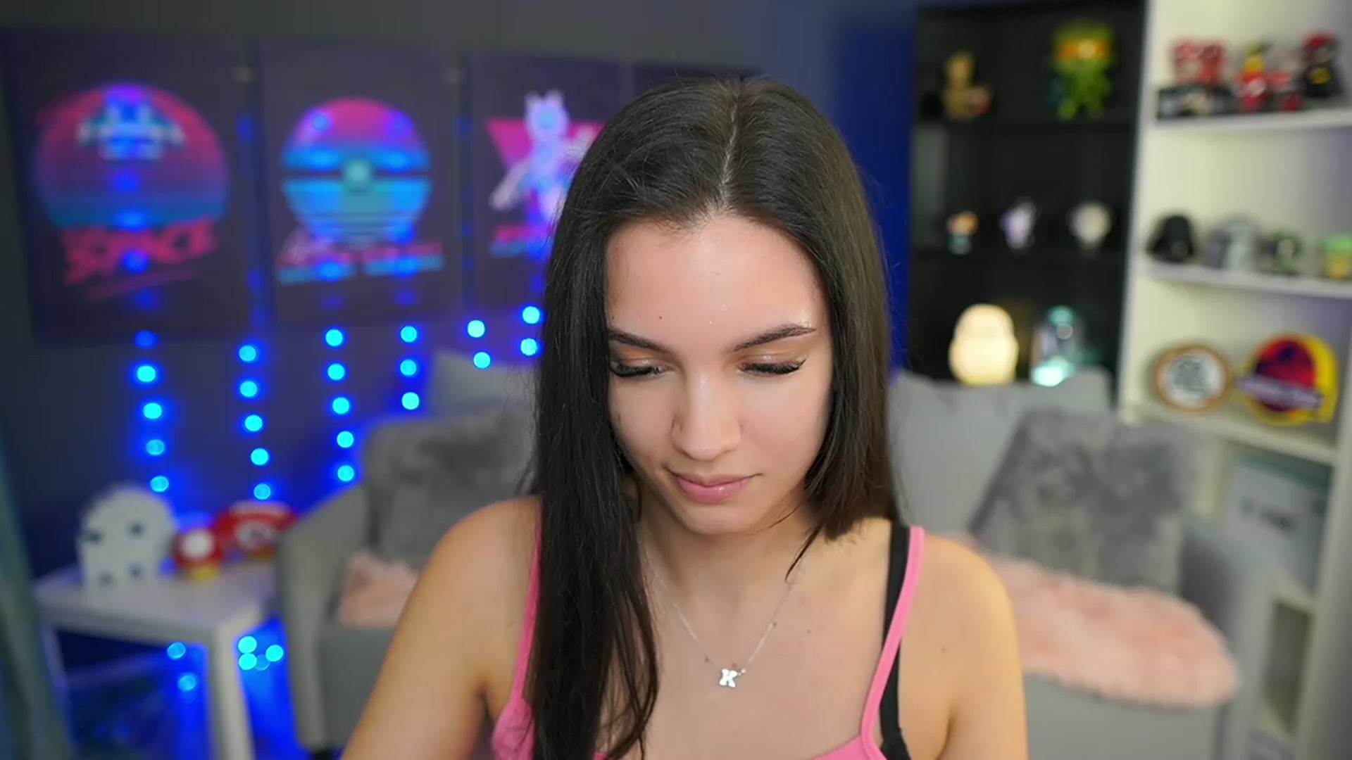 Gallery image thumbnail from Kylie_Quinn's myfreecams stream on, 04/06/2023, 20:13 image 14 of 20