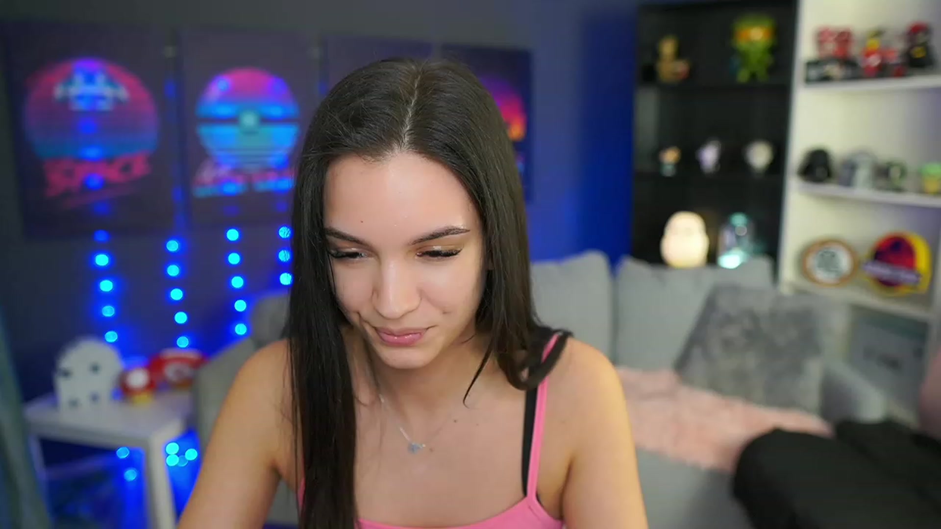 Gallery image thumbnail from Kylie_Quinn's myfreecams stream on, 04/06/2023, 20:36 image 19 of 20
