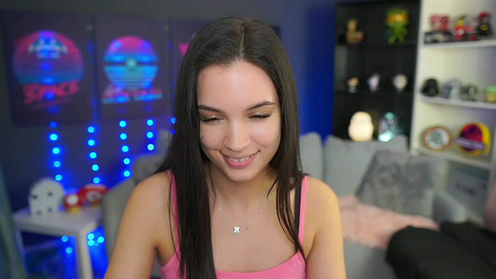 Gallery image thumbnail from Kylie_Quinn's myfreecams stream on, 04/06/2023, 20:36 image 20 of 20