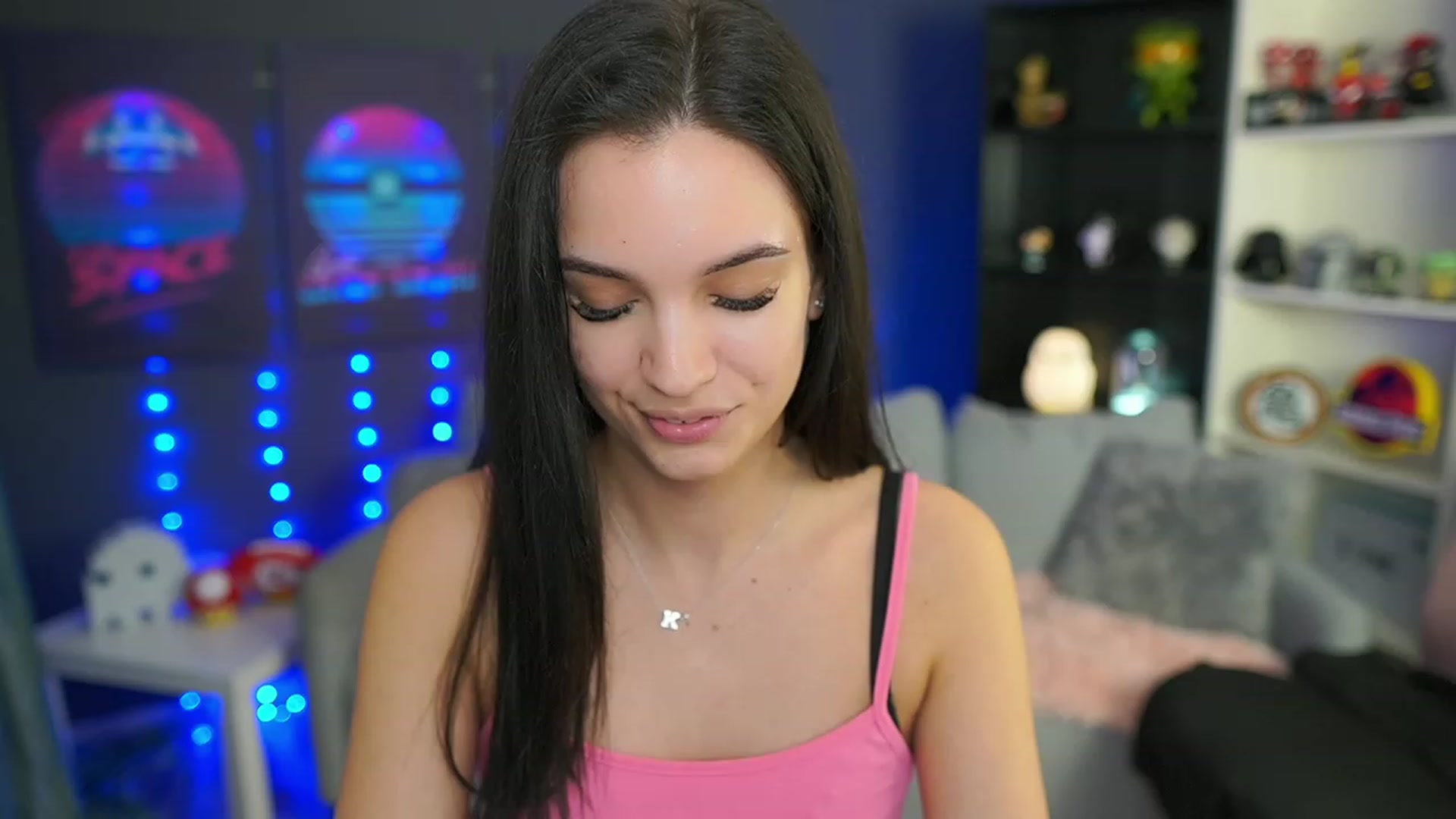 Gallery image thumbnail from Kylie_Quinn's myfreecams stream on, 04/06/2023, 20:36 image 7 of 20