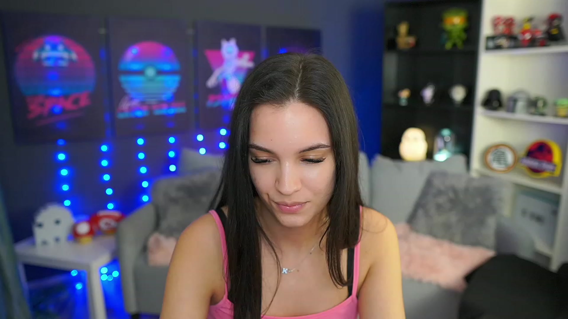 Gallery image thumbnail from Kylie_Quinn's myfreecams stream on, 04/06/2023, 22:17 image 6 of 20