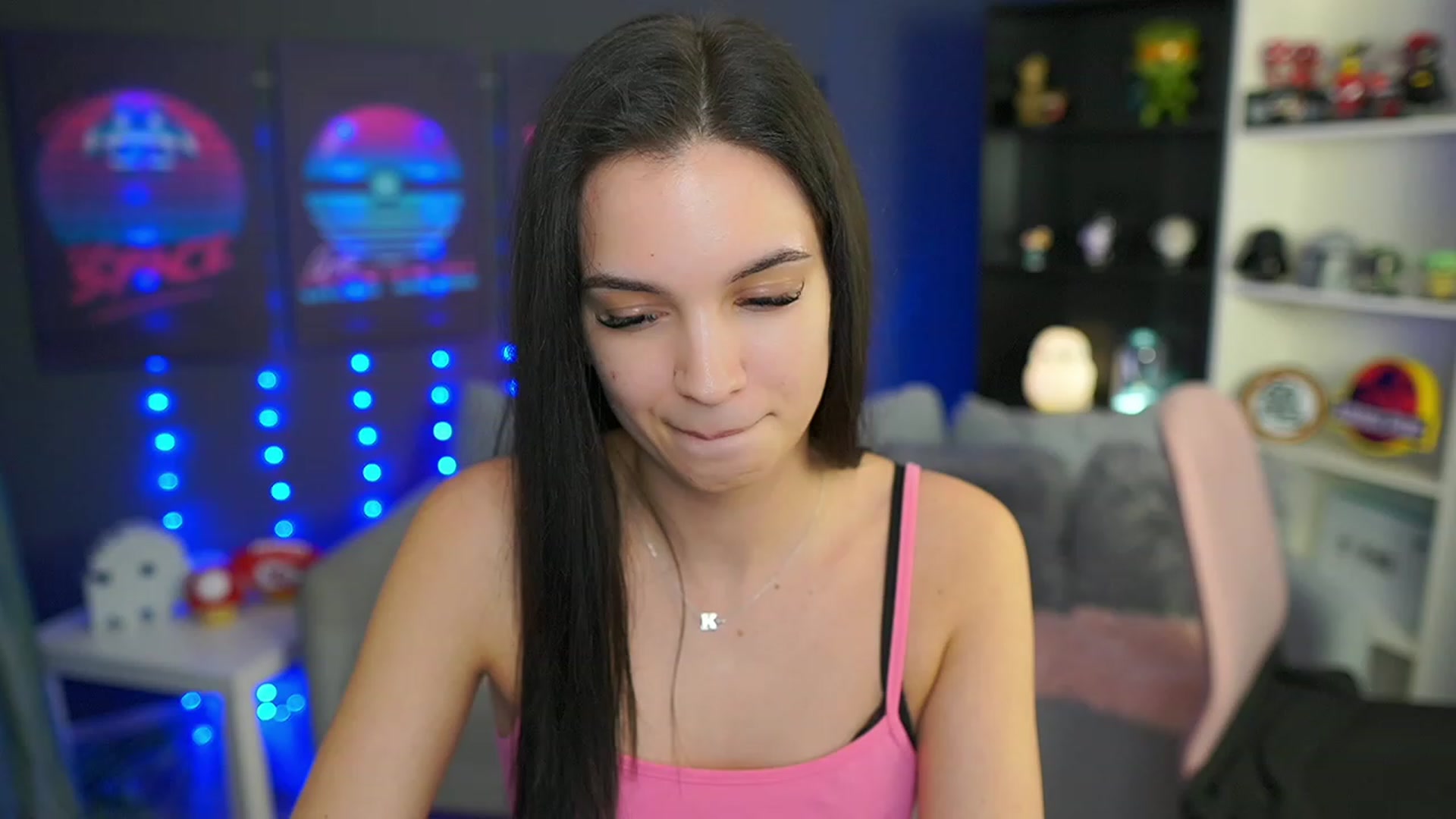 Gallery image thumbnail from Kylie_Quinn's myfreecams stream on, 04/06/2023, 23:34 image 11 of 20