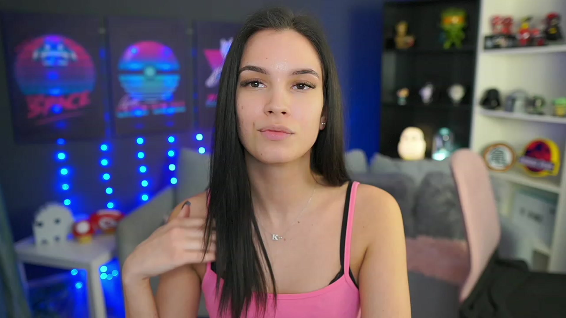 Gallery image thumbnail from Kylie_Quinn's myfreecams stream on, 04/06/2023, 23:34 image 7 of 20
