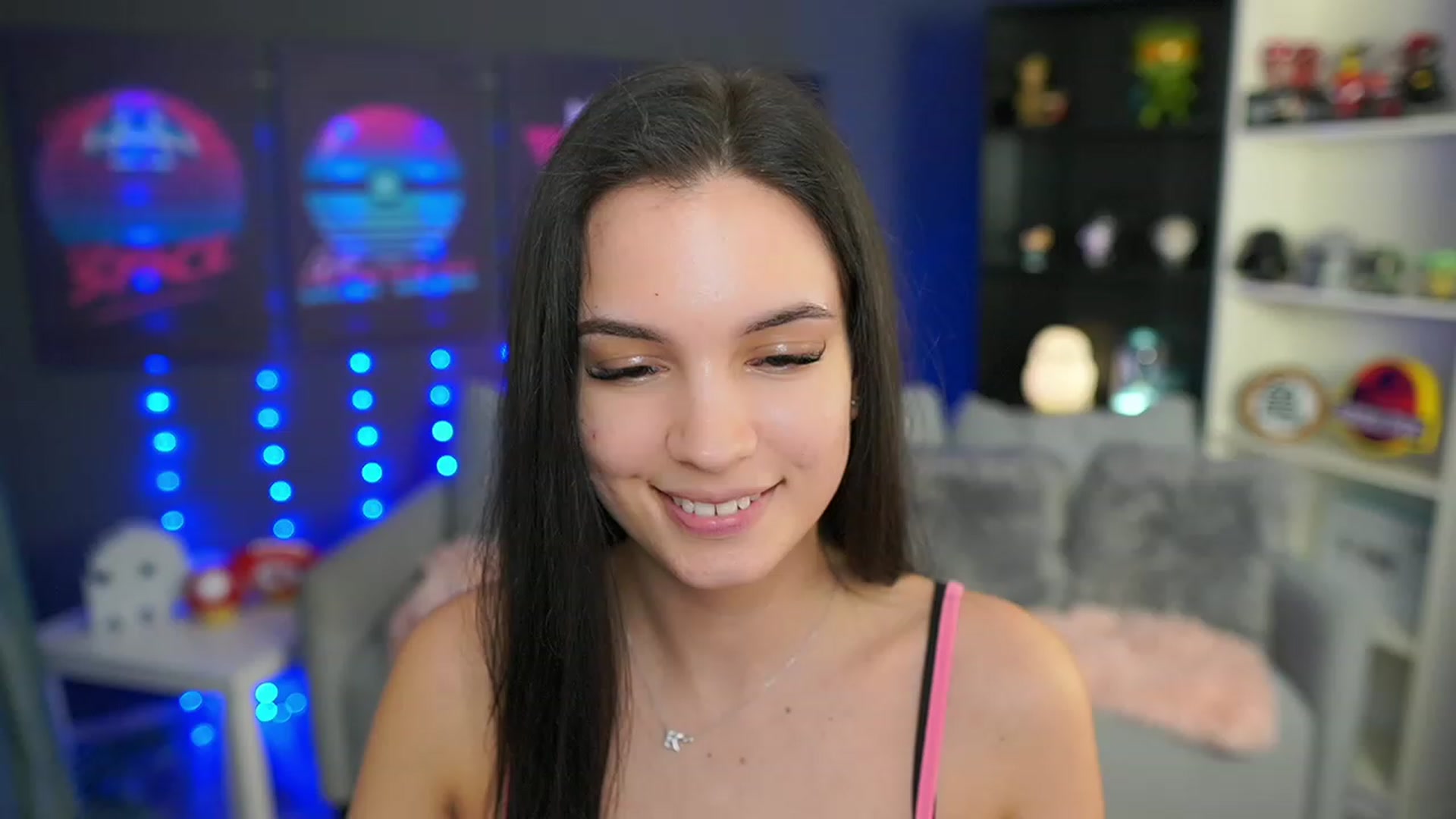 Gallery image thumbnail from Kylie_Quinn's myfreecams stream on, 04/06/2023, 23:34 image 1 of 20