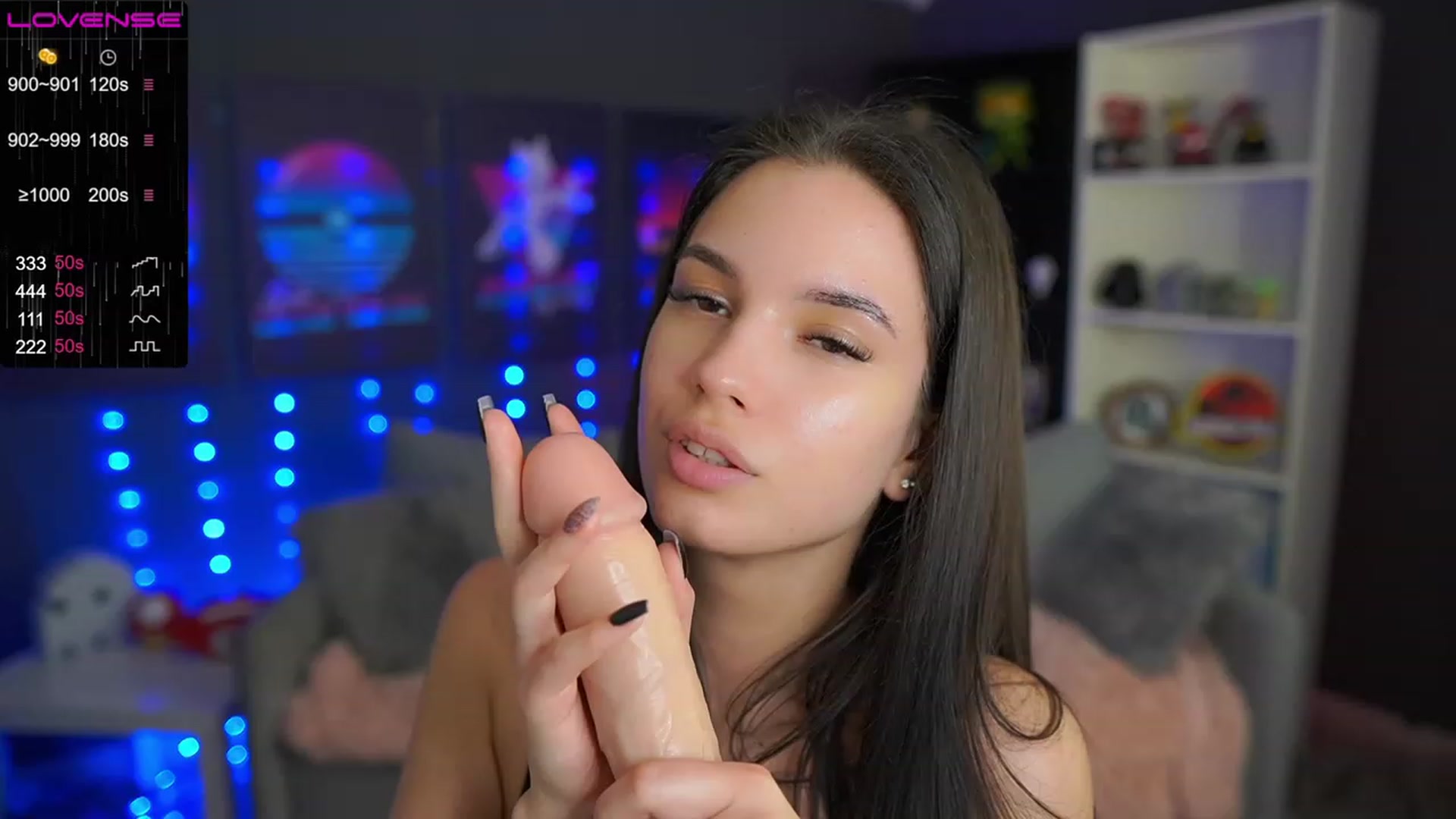 Gallery image thumbnail from Kylie_Quinn's myfreecams stream on, 04/07/2023, 21:41 image 16 of 20