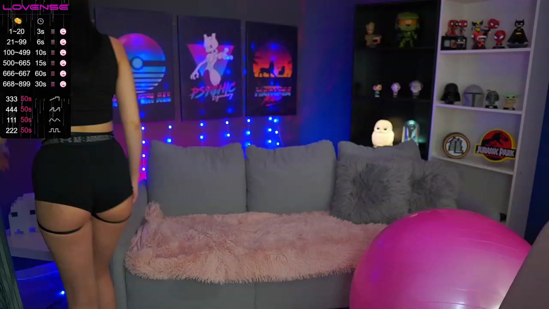Gallery image thumbnail from Kylie_Quinn's myfreecams stream on, 04/12/2023, 19:34 image 5 of 20