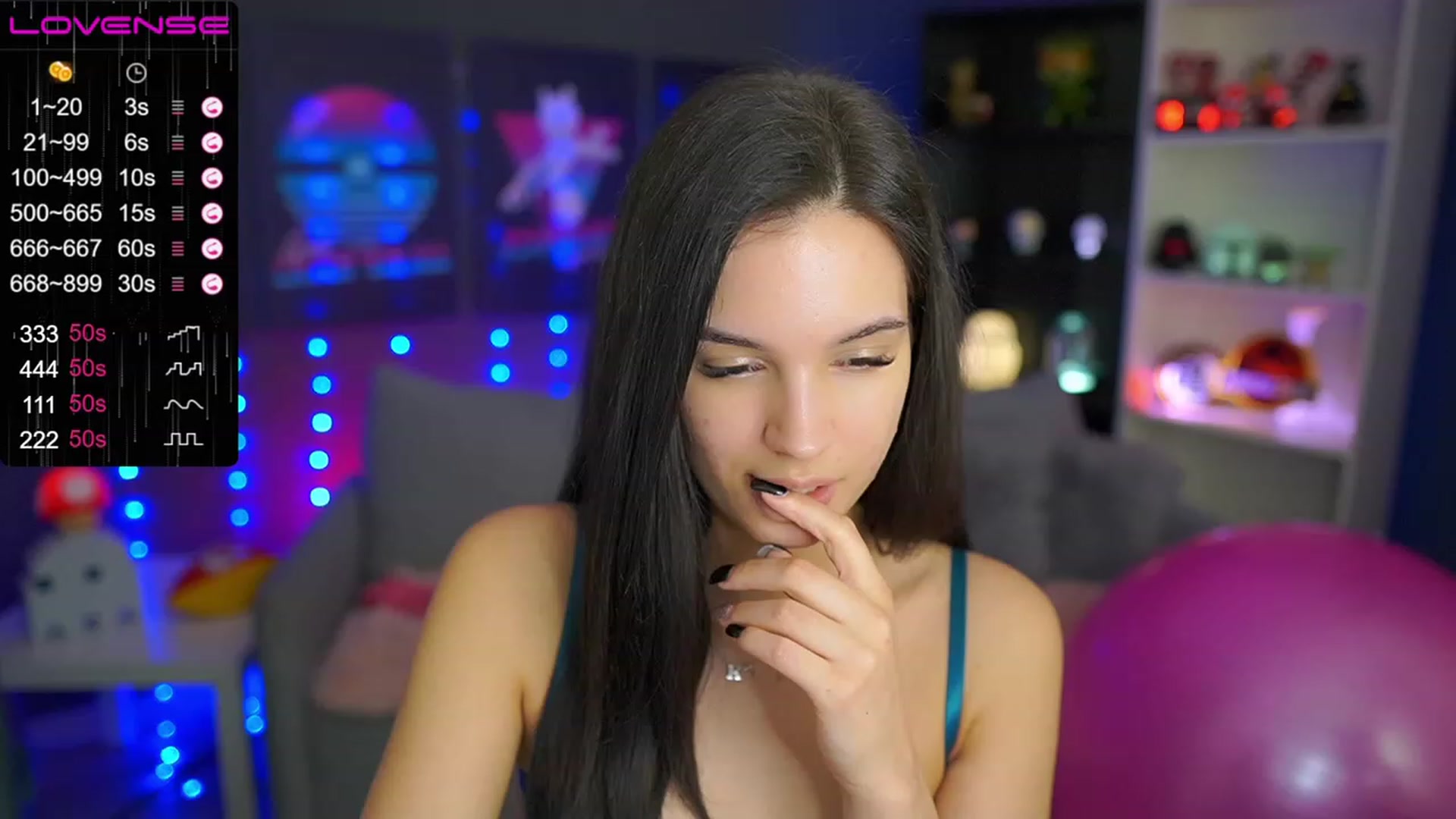 Gallery image thumbnail from Kylie_Quinn's myfreecams stream on, 04/14/2023, 22:46 image 13 of 20