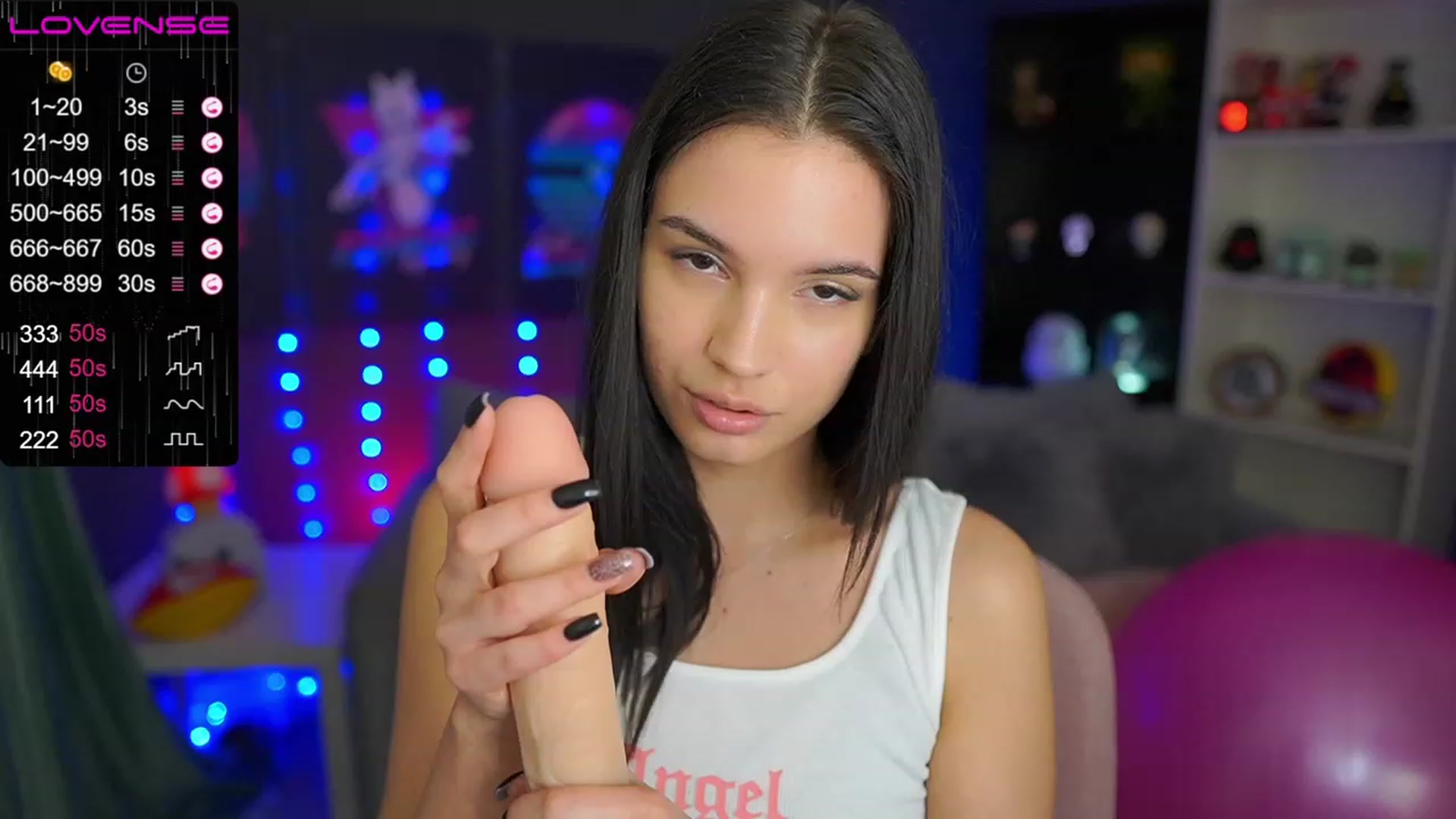 Gallery image thumbnail from Kylie_Quinn's myfreecams stream on, 04/17/2023, 24:20 image 7 of 20